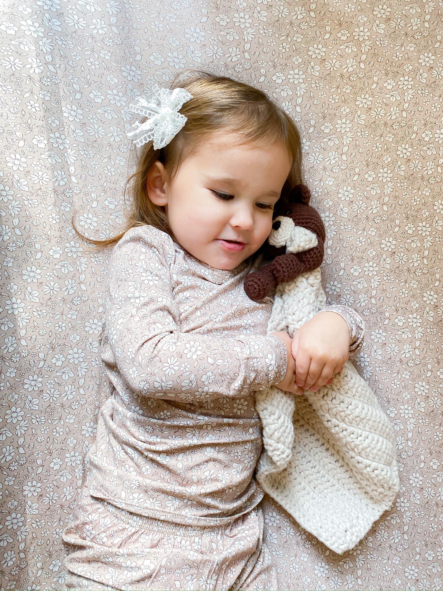 Dainty Ditsy Bamboo Crib Sheet - Image 4