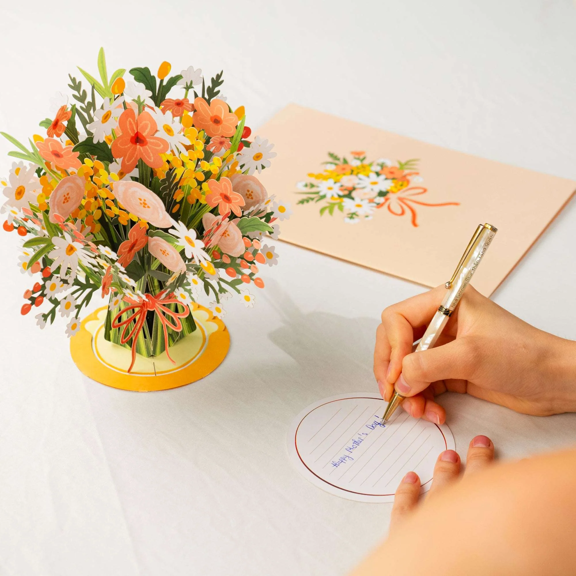 Daisy Delight Oversized Pop Up Card with Keepsake - Image 4