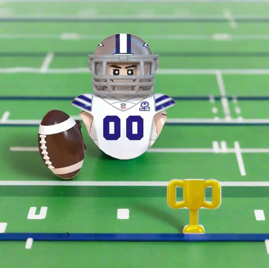 Dallas Cowboys Team Minifigure - Image 2