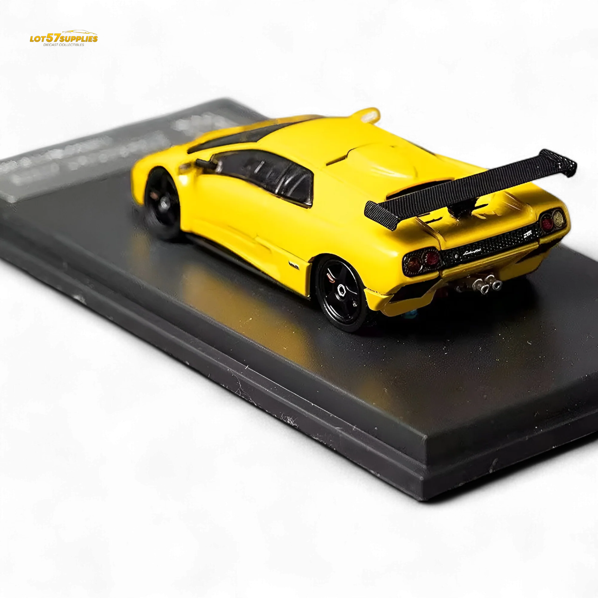 DCM Lamborghini Diablo GT-R Yellow 1:64 - Image 4