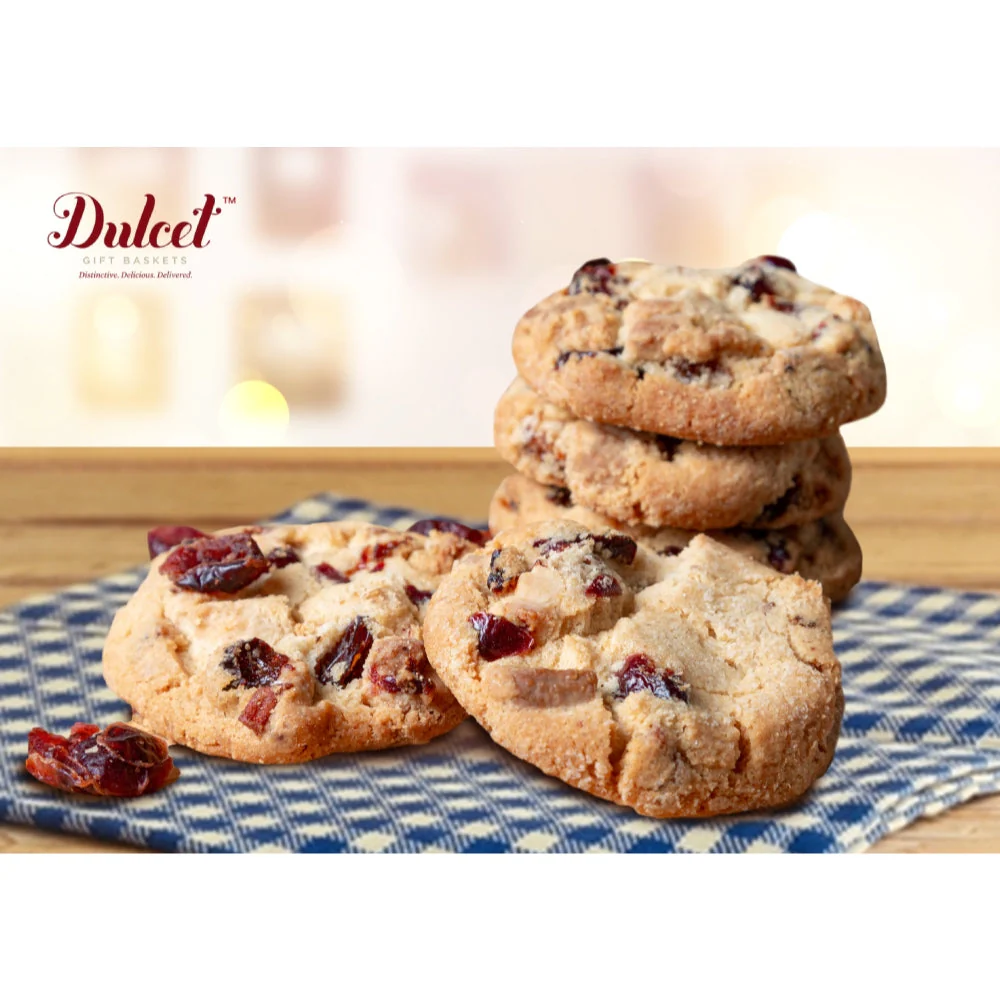 Delightful Sweets Sampler Gift Tin - Image 5