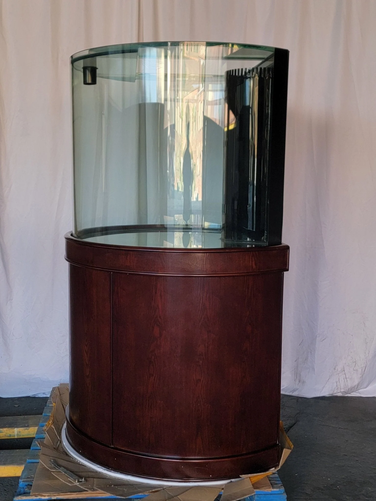 Display Model 133g 3/4 Cylinder Round Glass Reef-Ready Aquarium + Sump in Rose Cherry Furniture - Image 5