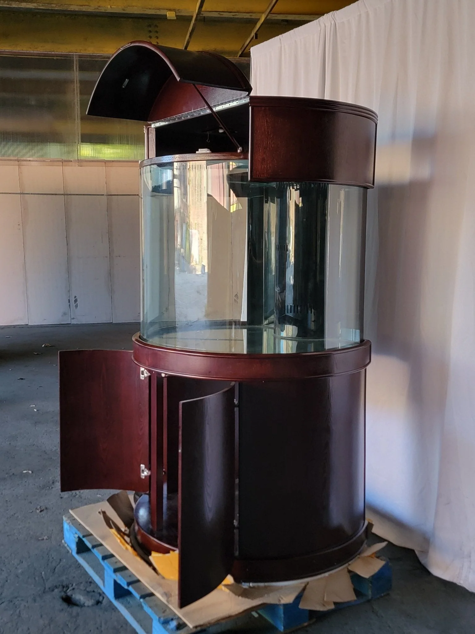Display Model 133g 3/4 Cylinder Round Glass Reef-Ready Aquarium + Sump in Rose Cherry Furniture - Image 6