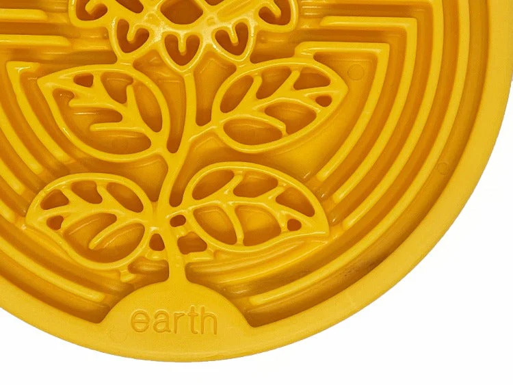 Earth eCoin Nylon Lick Mat for Dogs | USA Made Enrichment Toy | SodaPup - Image 8