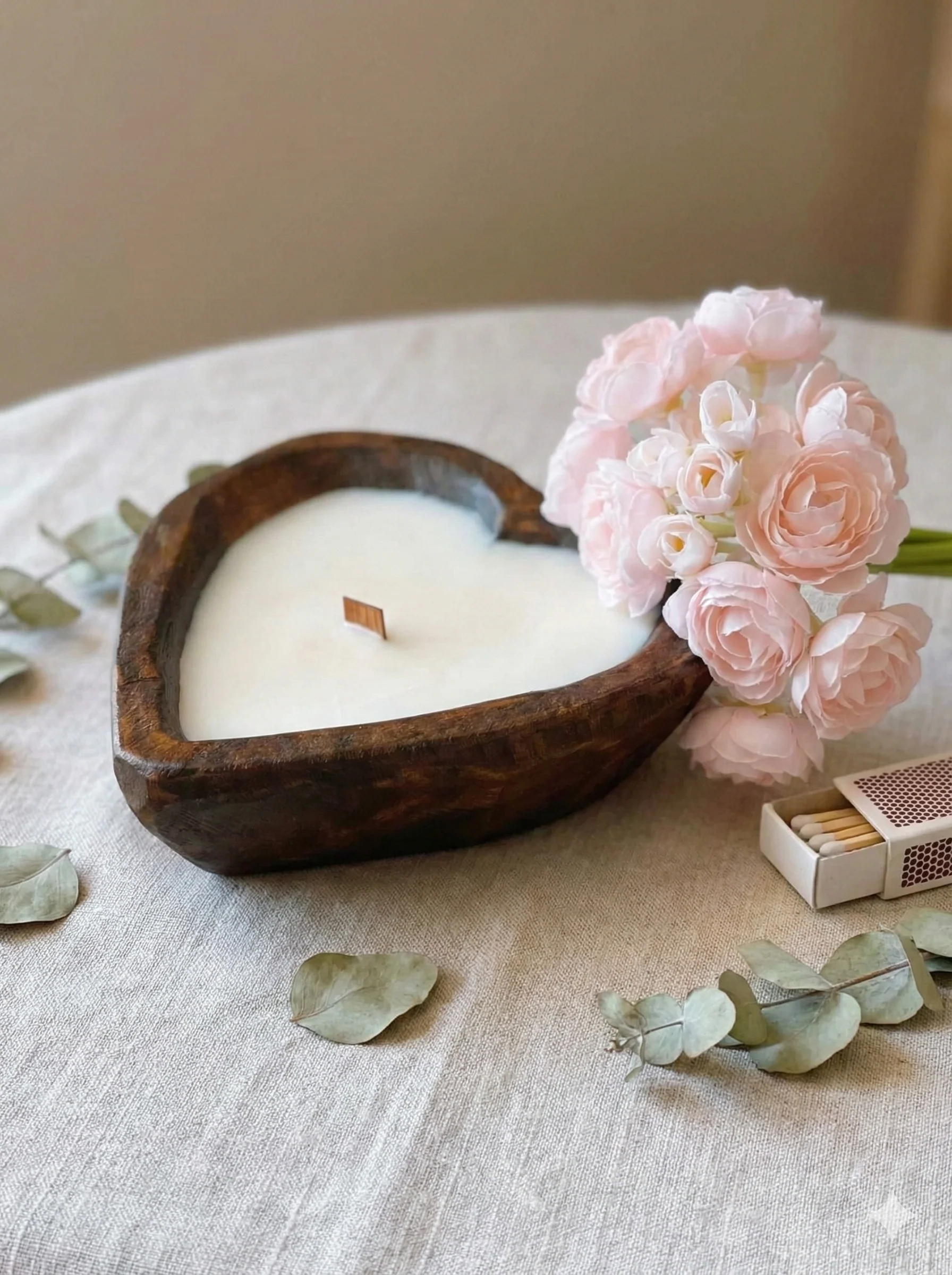 Endless Love Wooden Candle for Romantic Ambiance - Image 2