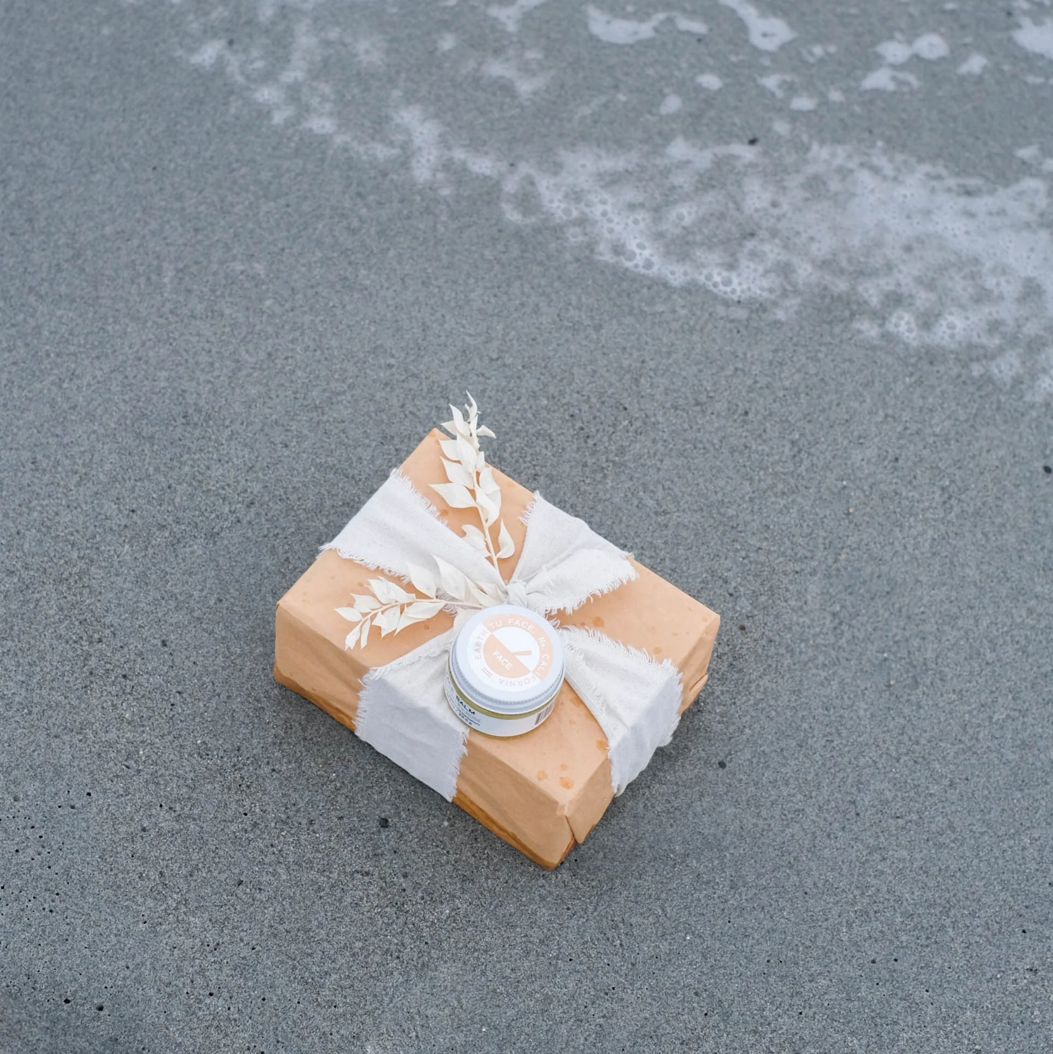 Face Balm + Mother of Pearl Spoon - Image 3