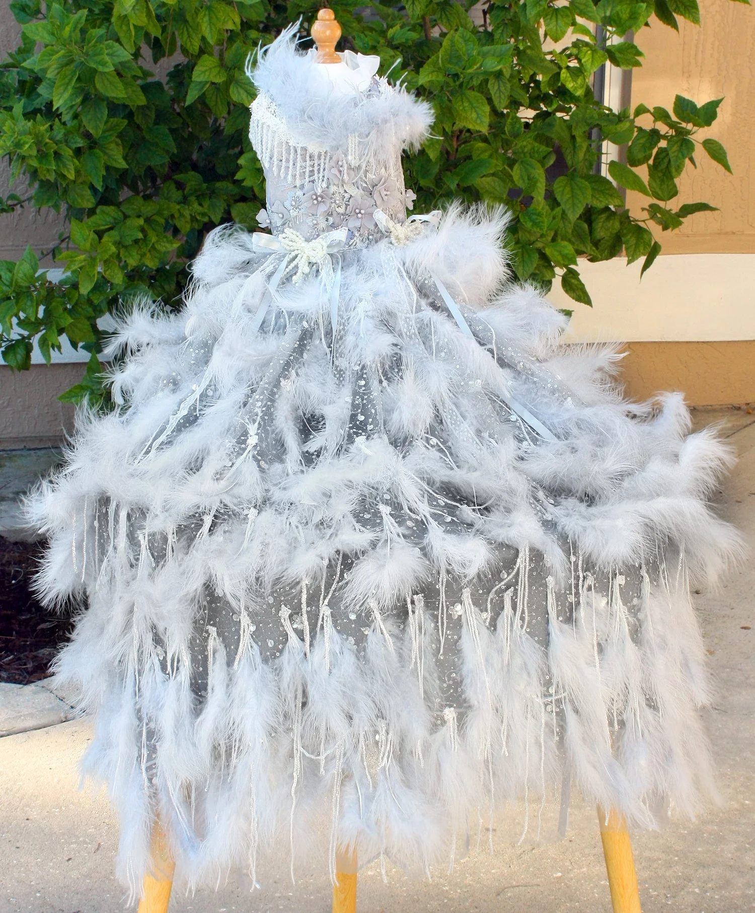 Feather Fantasy Pet Gown | Luxury Dog Dress for Special Occasions - Image 3