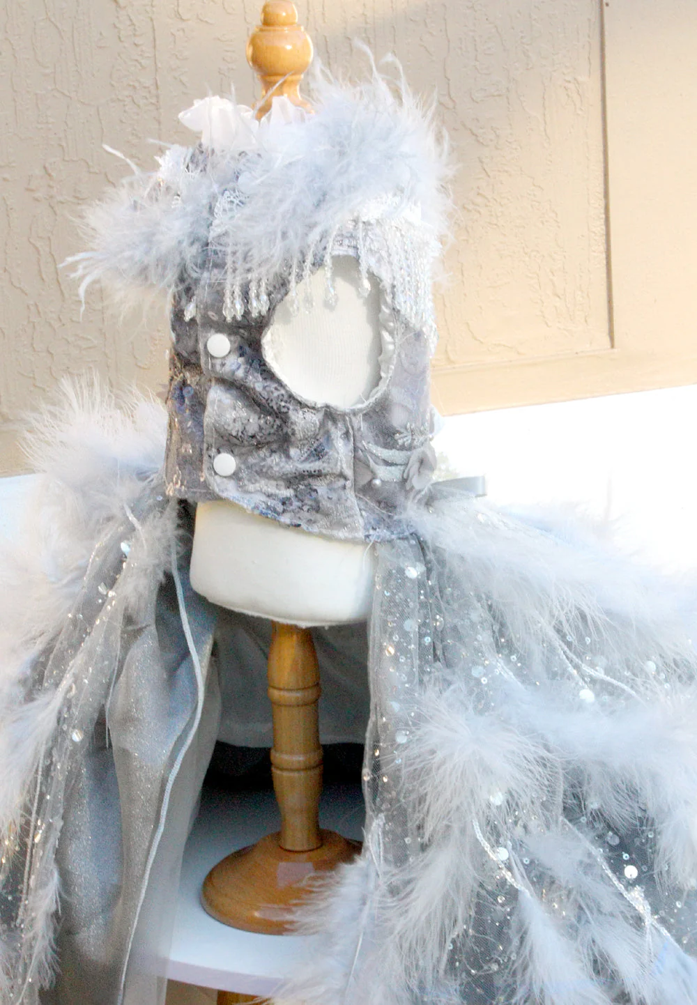 Feather Fantasy Pet Gown | Luxury Dog Dress for Special Occasions - Image 4