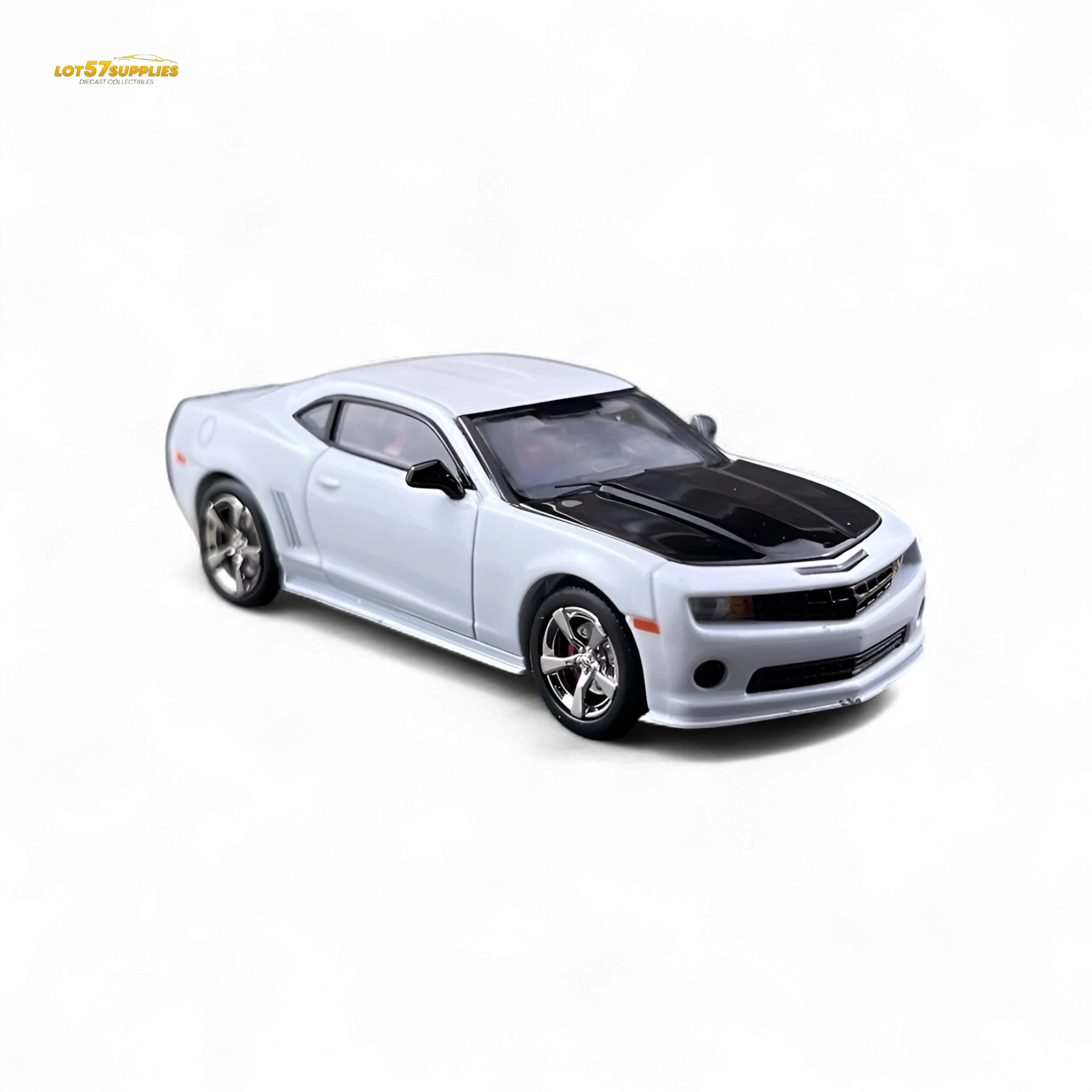 FineWorks64 Chevrolet Camaro Bumblebee - Pearl White 1:64 - Image 2