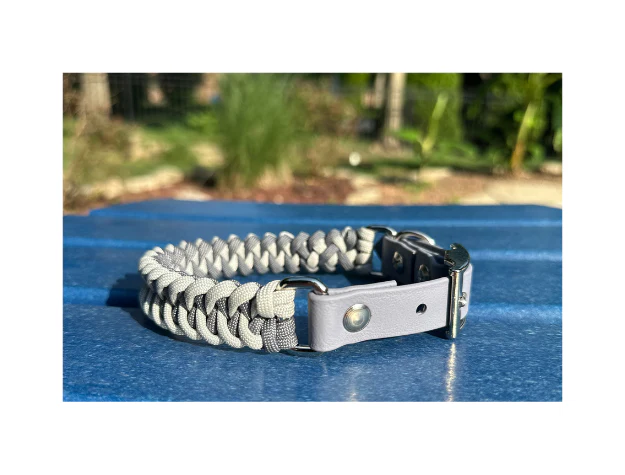 Fishtail Hand Braided Dog Collar in Graphite & Smoke - Image 2