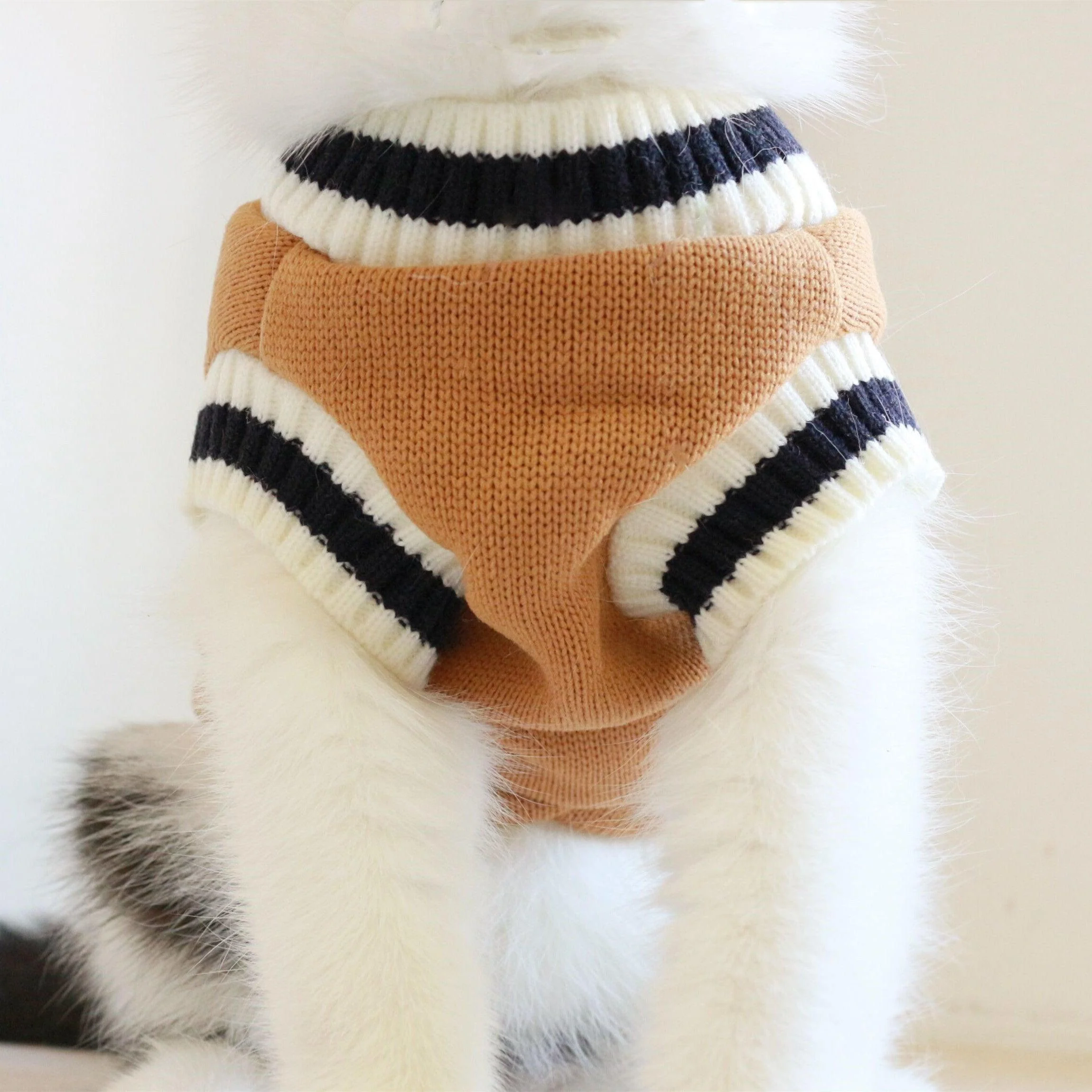 Fleece Knit Sleeveless Sweater for Cat - Image 4