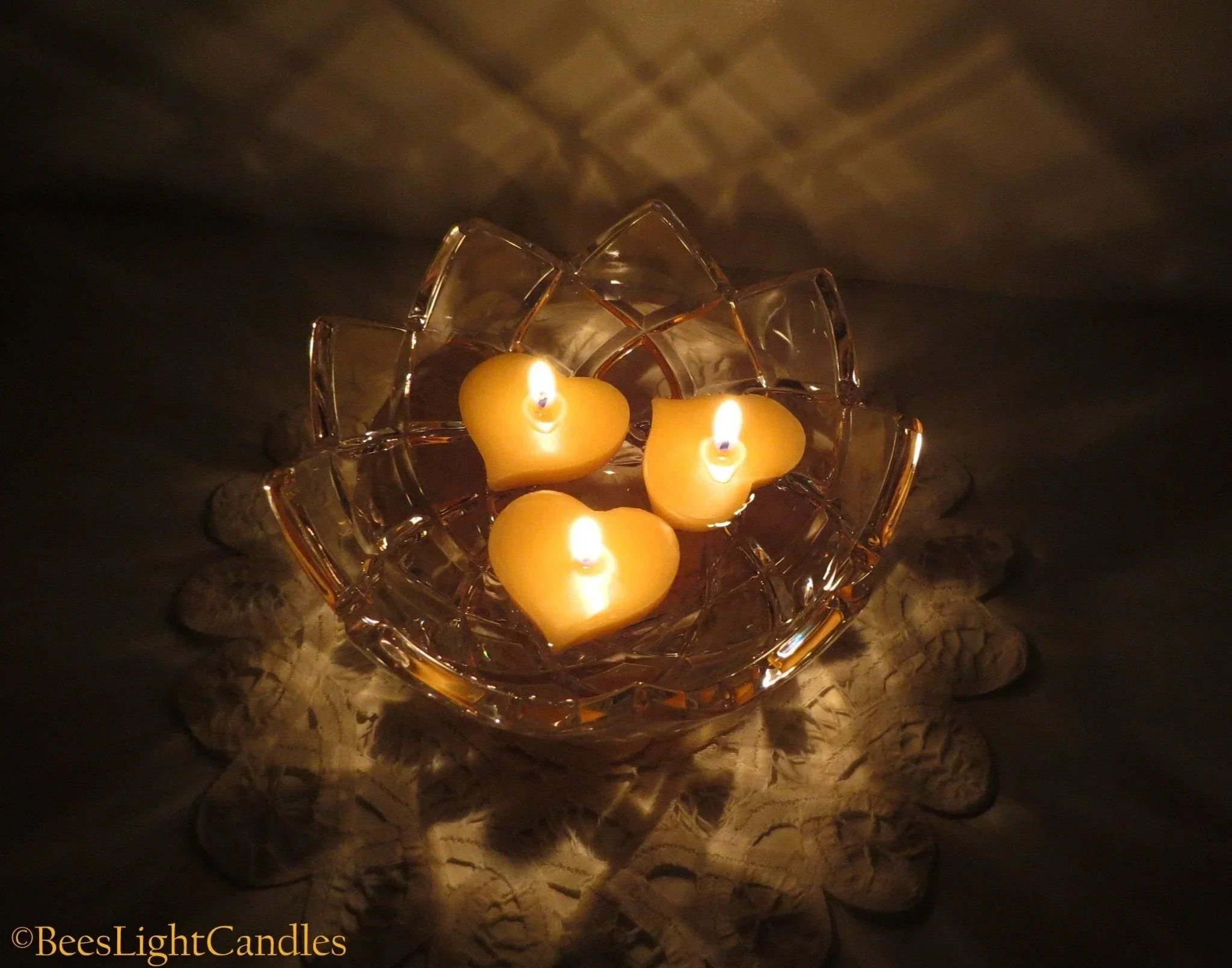 Floating Heart Candle - Image 2