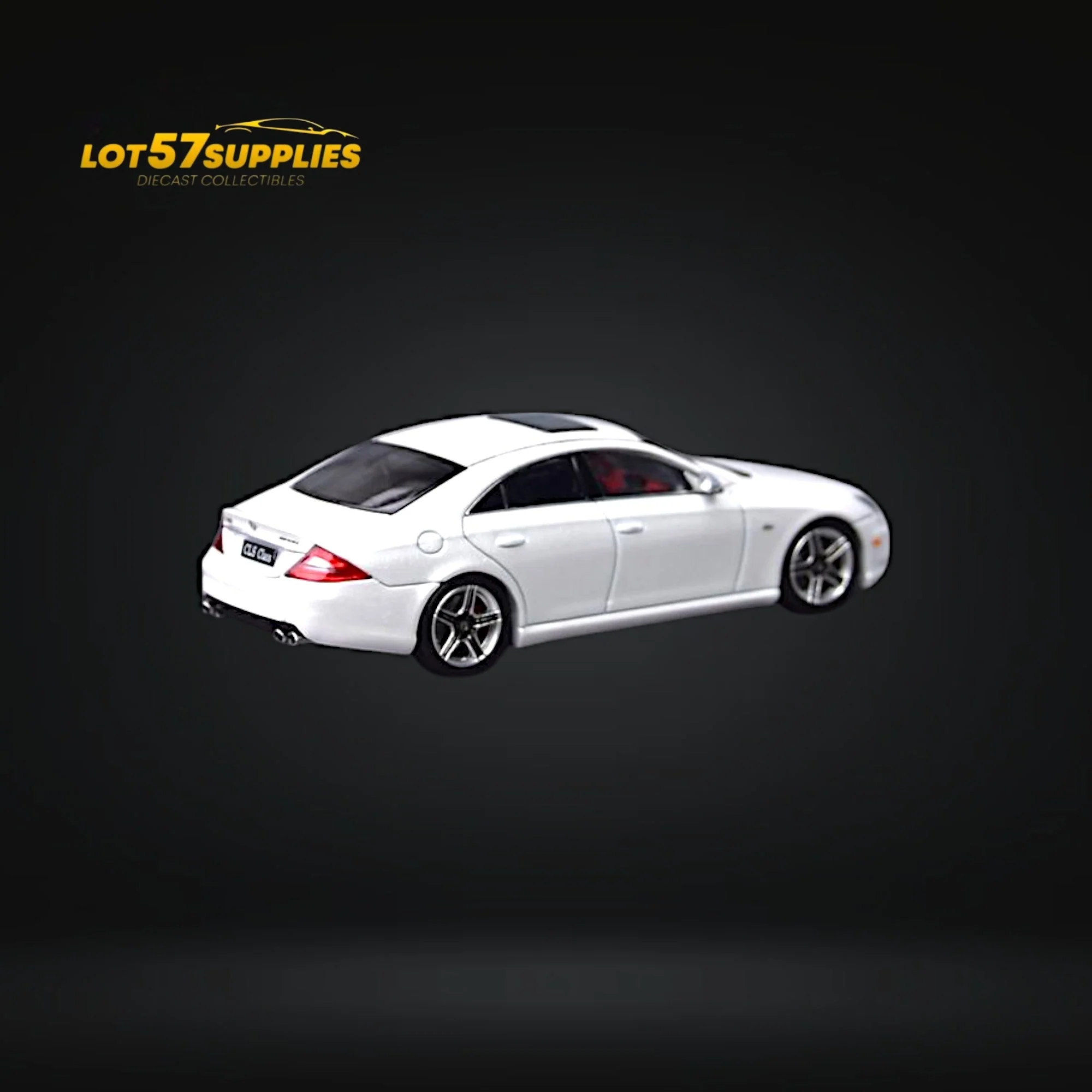 Focal Horizon CLS 63 AMG Mk1 C219 Pearl White 1:64 - Image 2