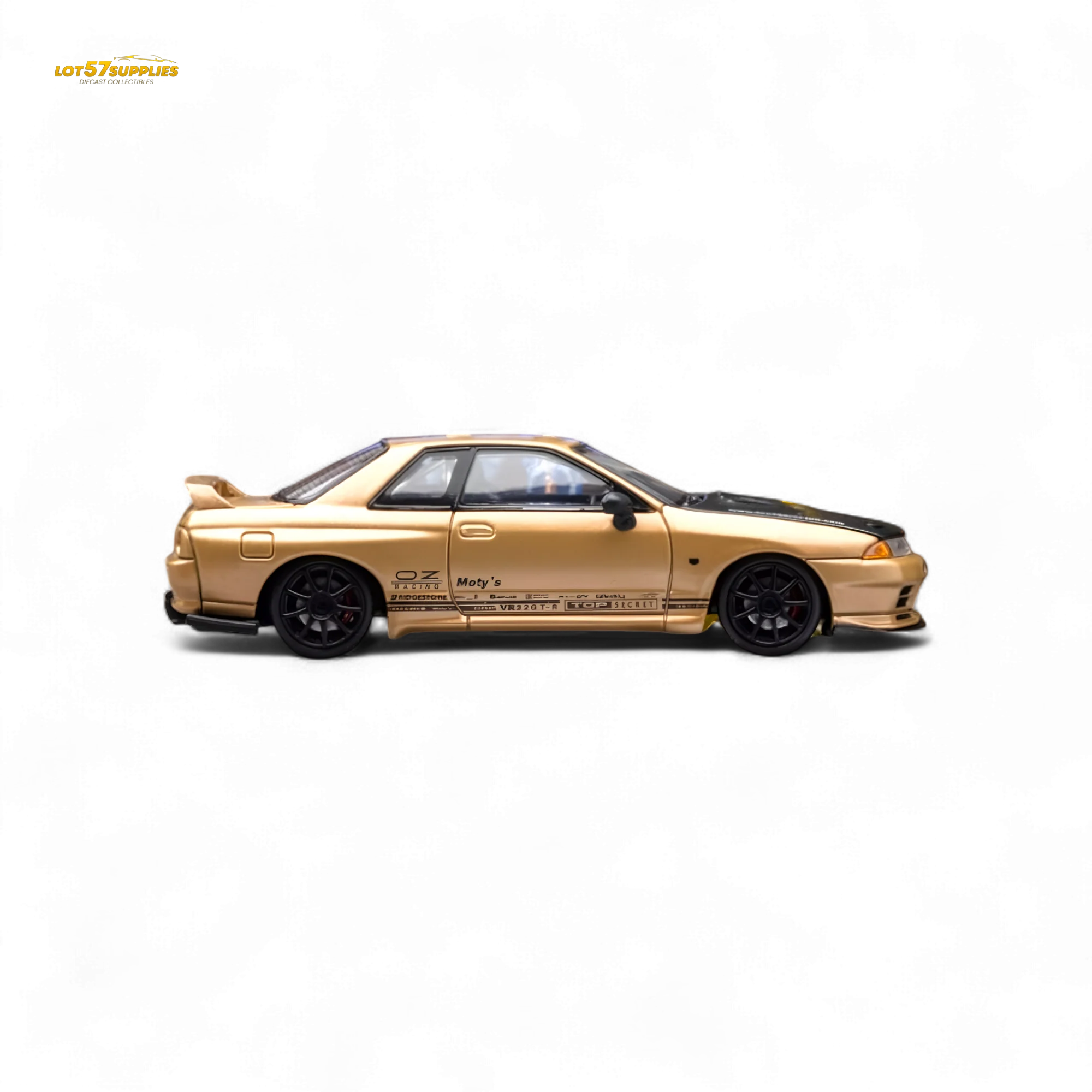Focal Horizon Nissan Skyline GT-R R32 Top Secret Gold 1:64 - Image 4