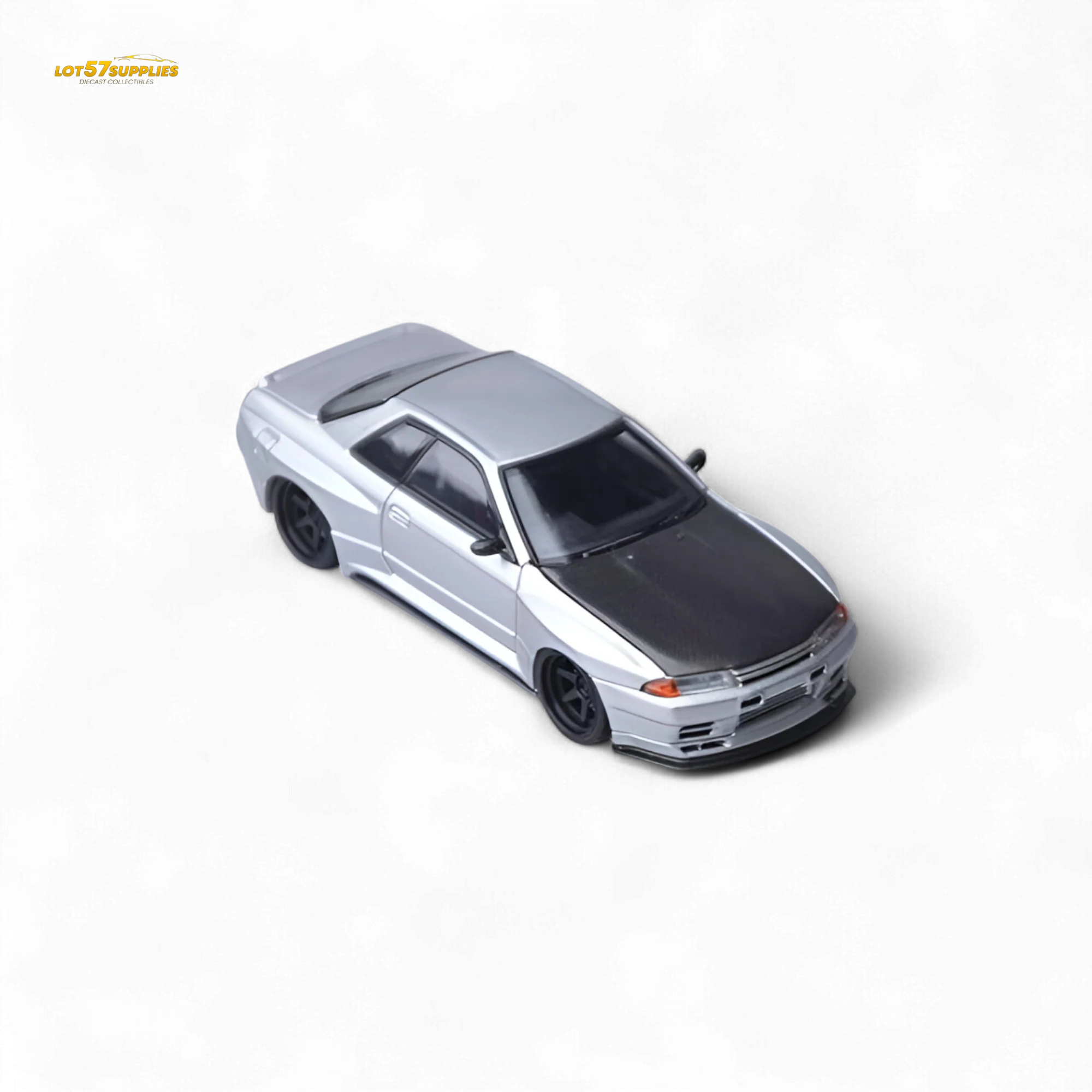 Focal Horizon Skyline GT-R R32 Silver Garage Active 1:64 - Image 4