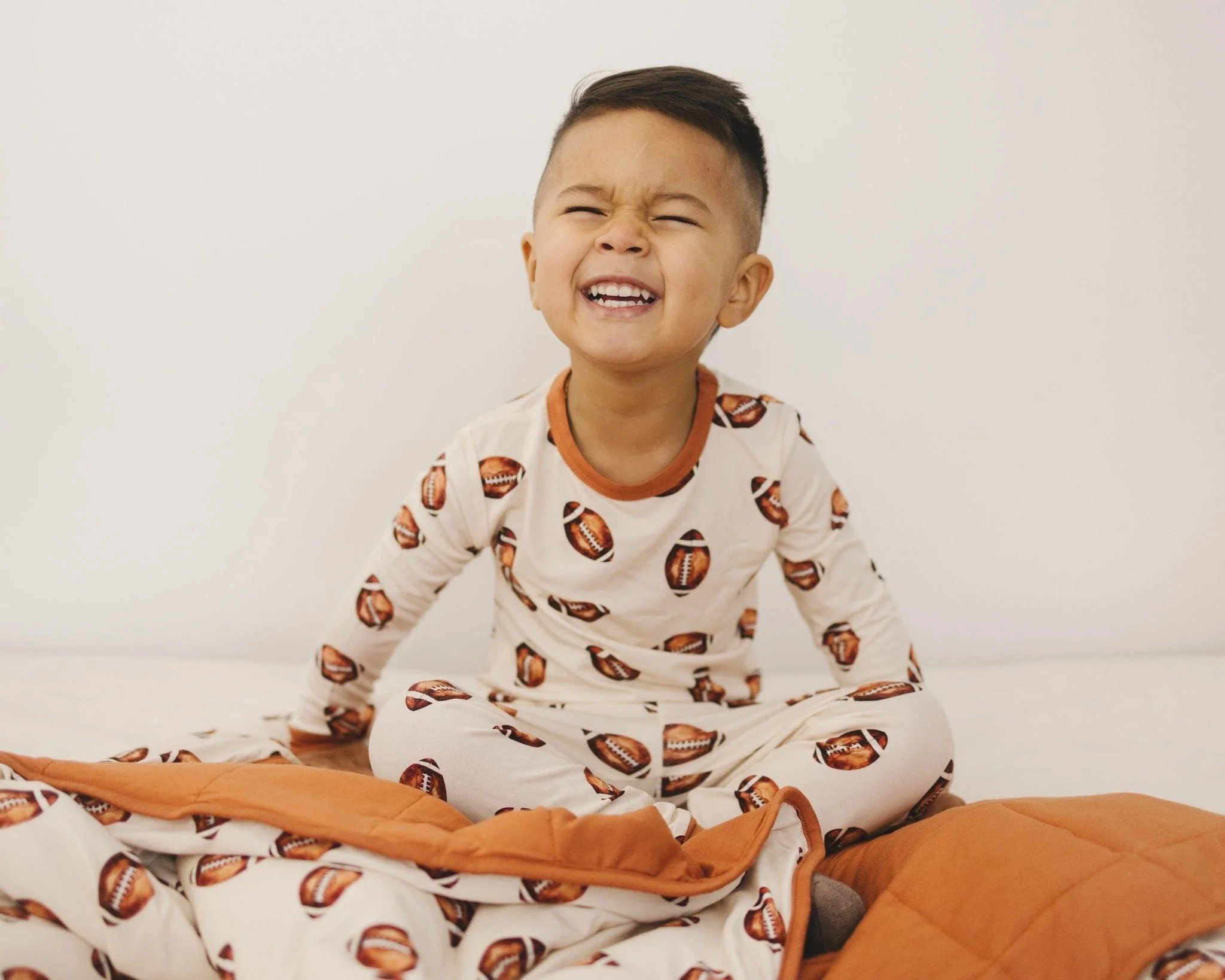 Football Print Quilted Bamboo Blanket - 1.0 Tog - Image 9