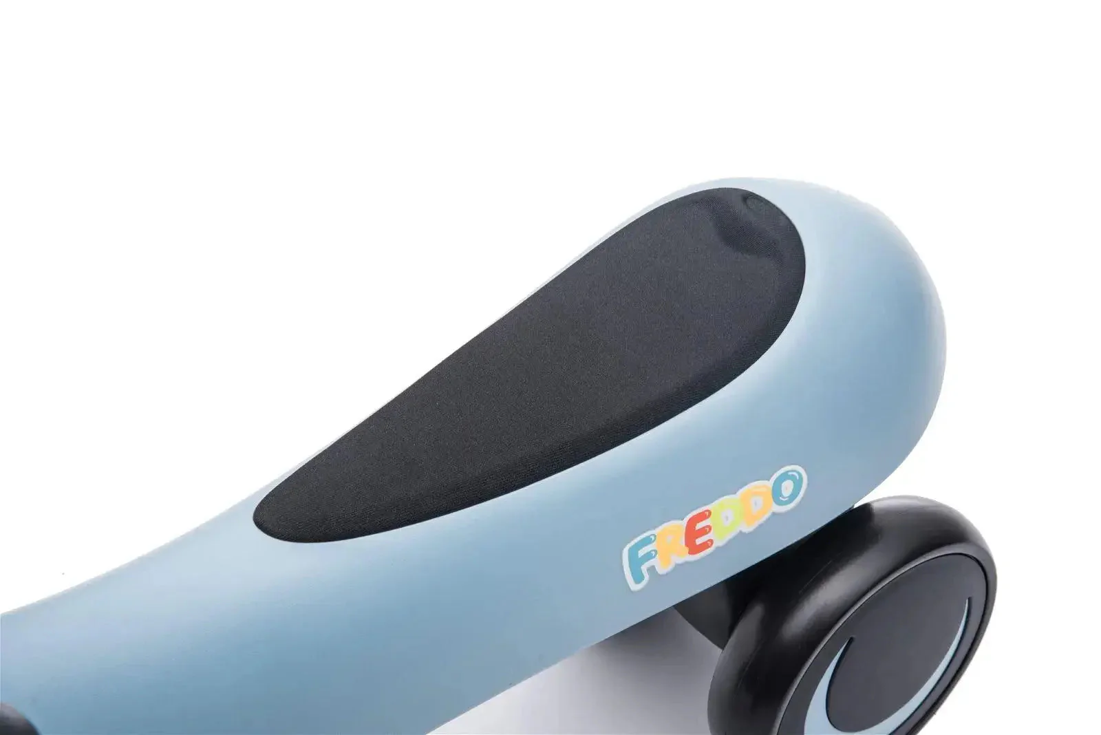Freddo Toys 4 wheel Balance Bike - Image 6