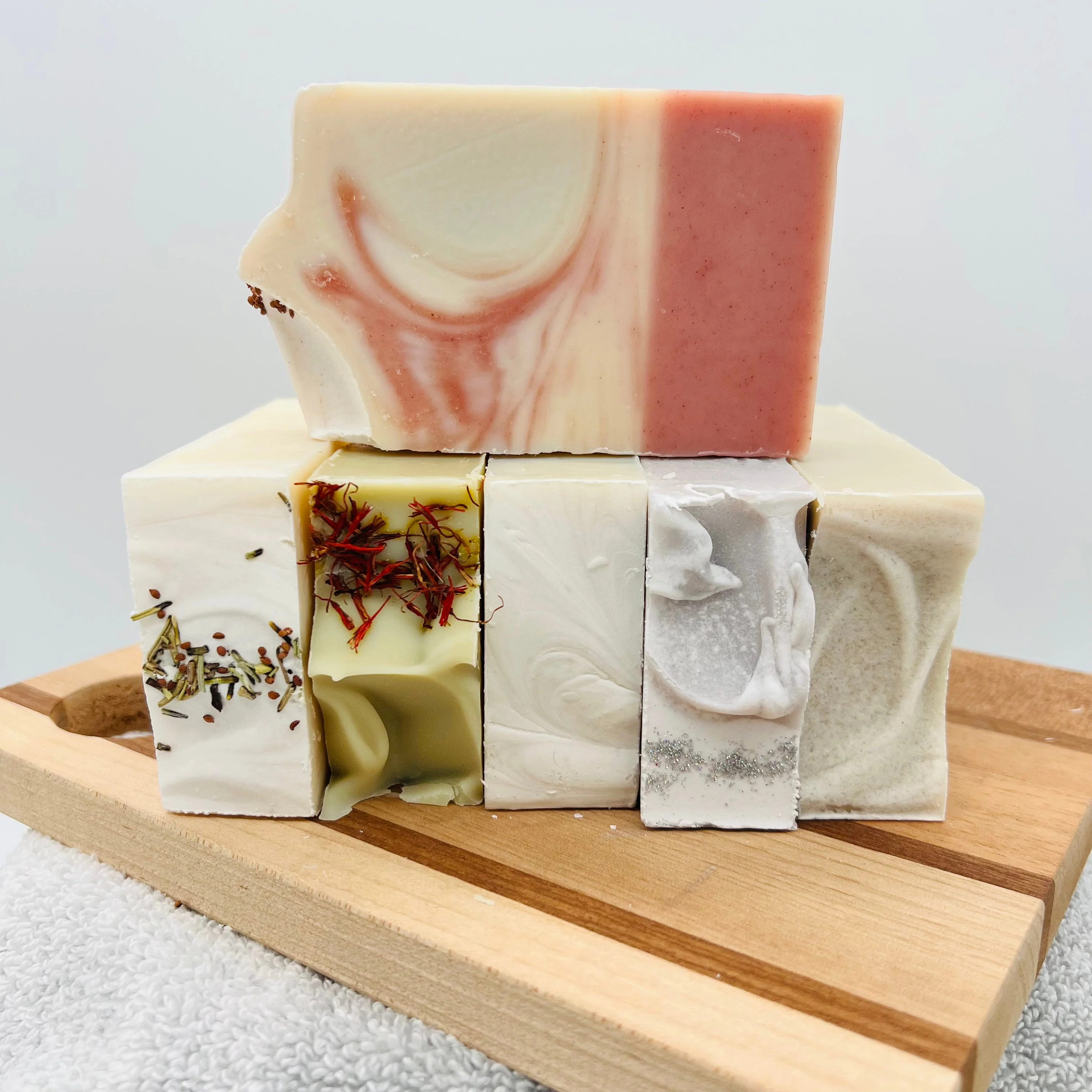 Frostberry Bath Soap - Image 2