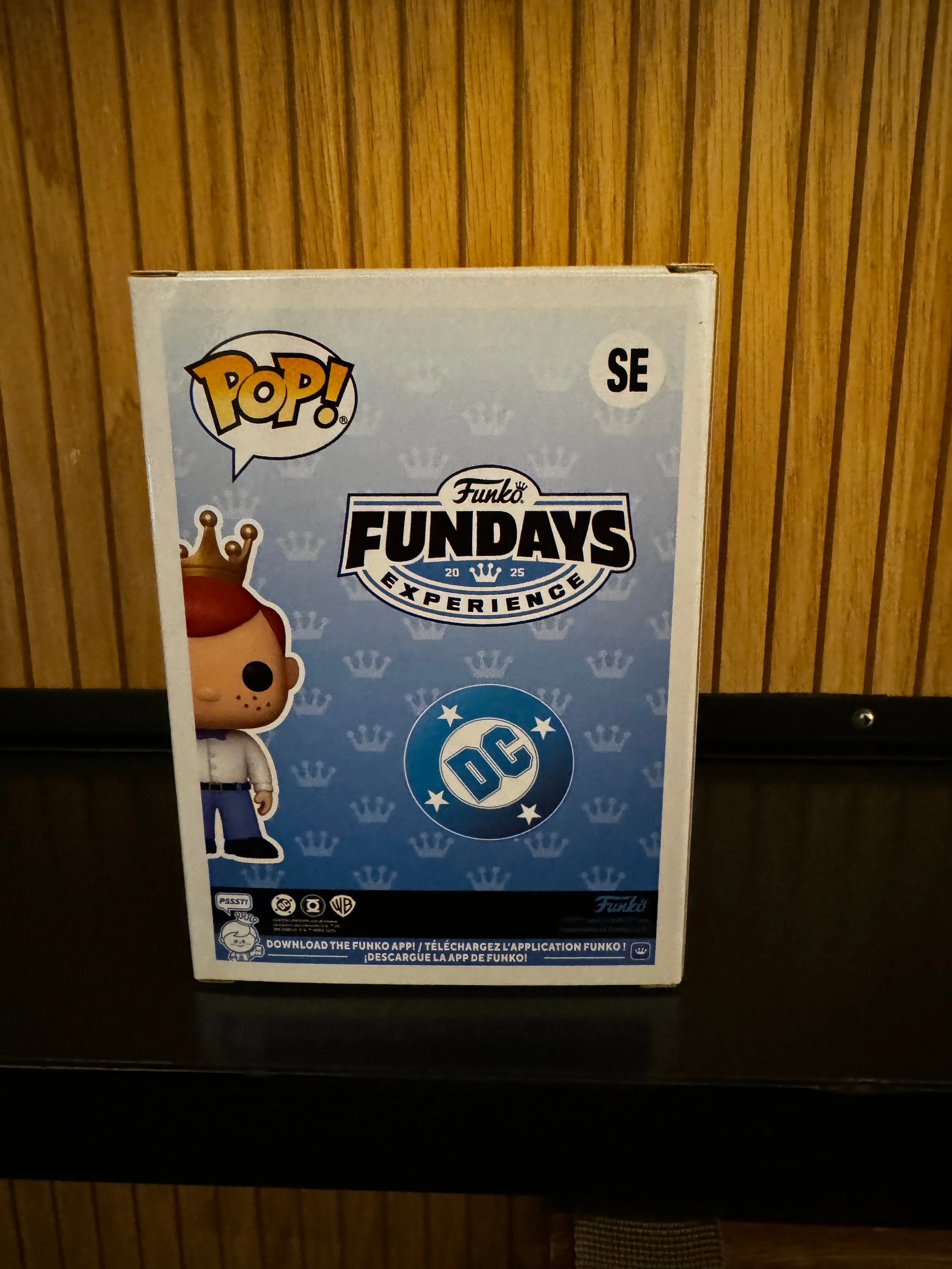 Funko Fundays Experience 2025: Pop! Originals DC Freddy Funko as Red Lantern () LE1000 - Image 2