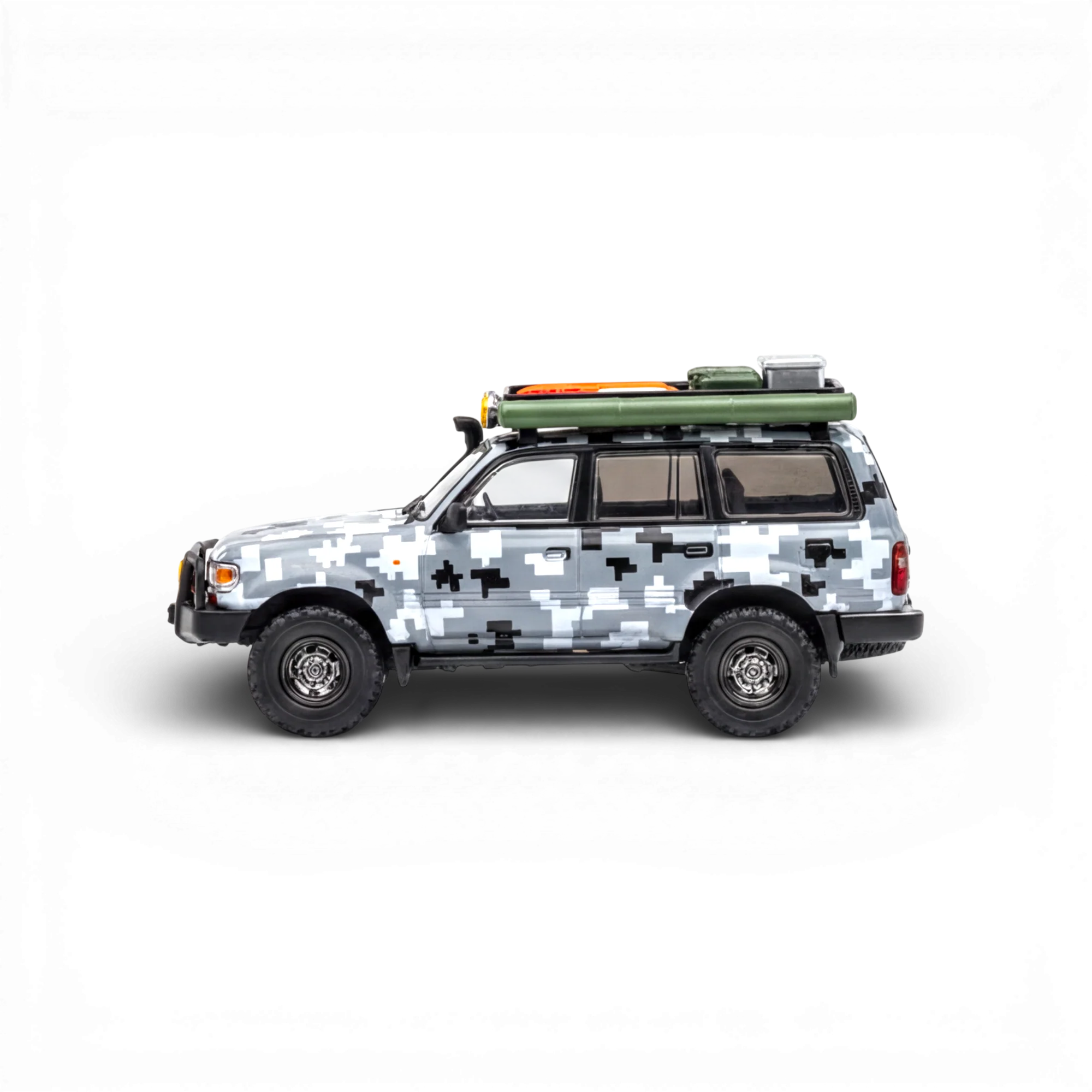 GCD Toyota Land Cruiser LC80 Digital Camouflage - Accessories Included 1:64 - Image 3