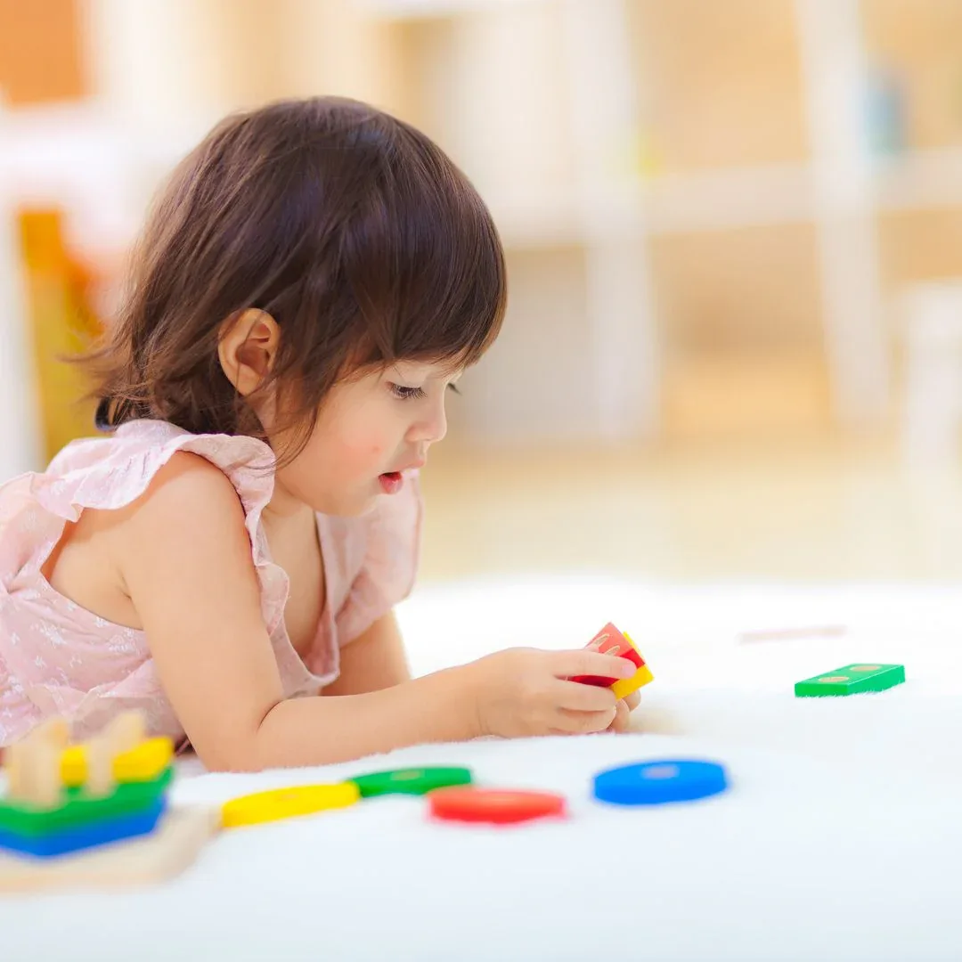 Geometric Sorting Board - Image 2