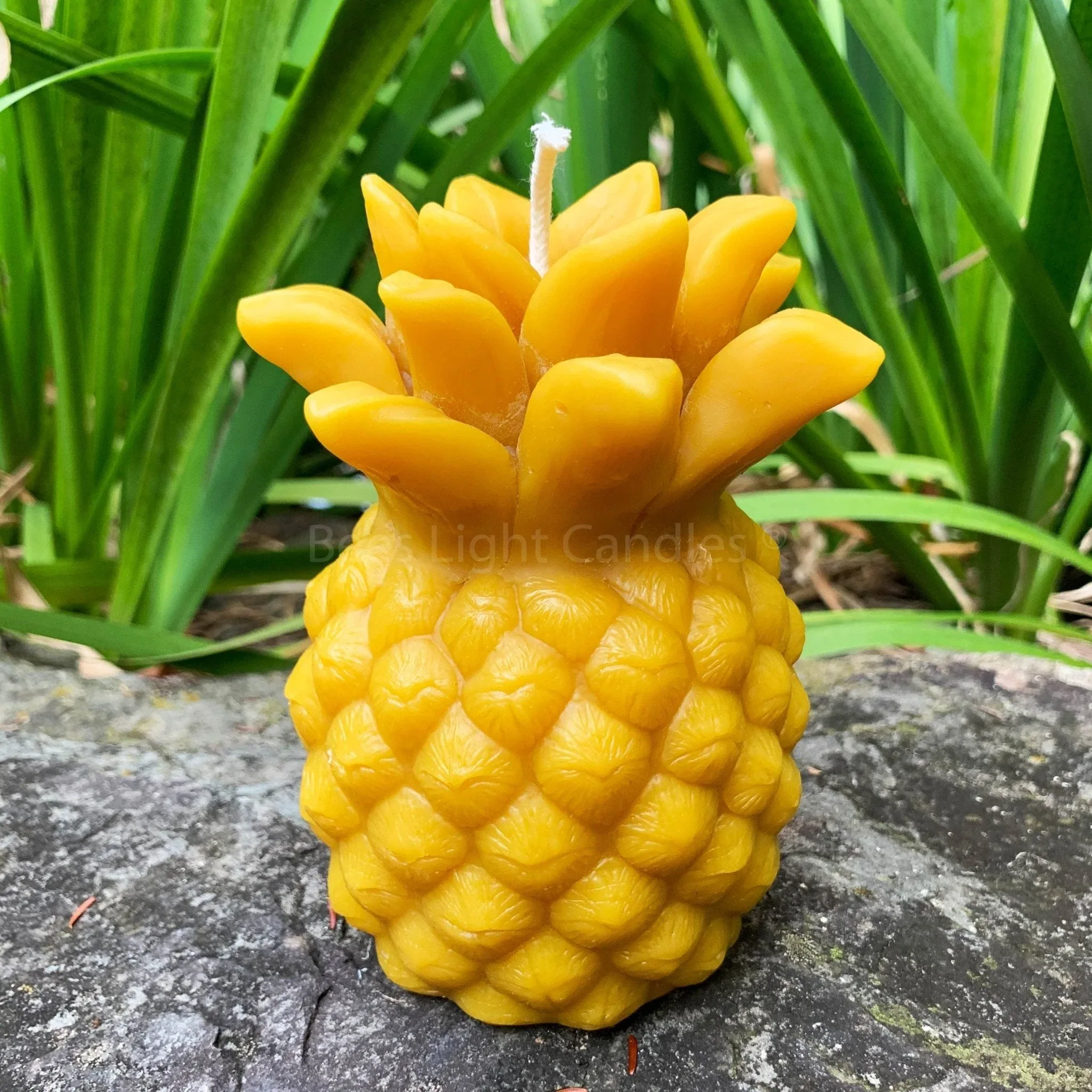 Giant Pineapple Beeswax Candle - Image 2