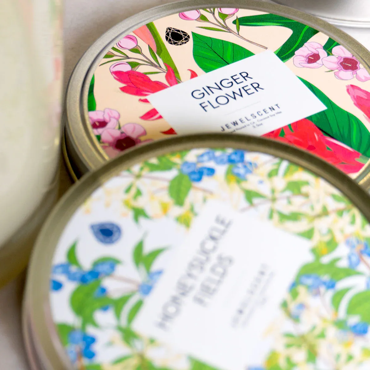 Ginger Flower 5.5oz Tin Jewelry Candle - Image 3