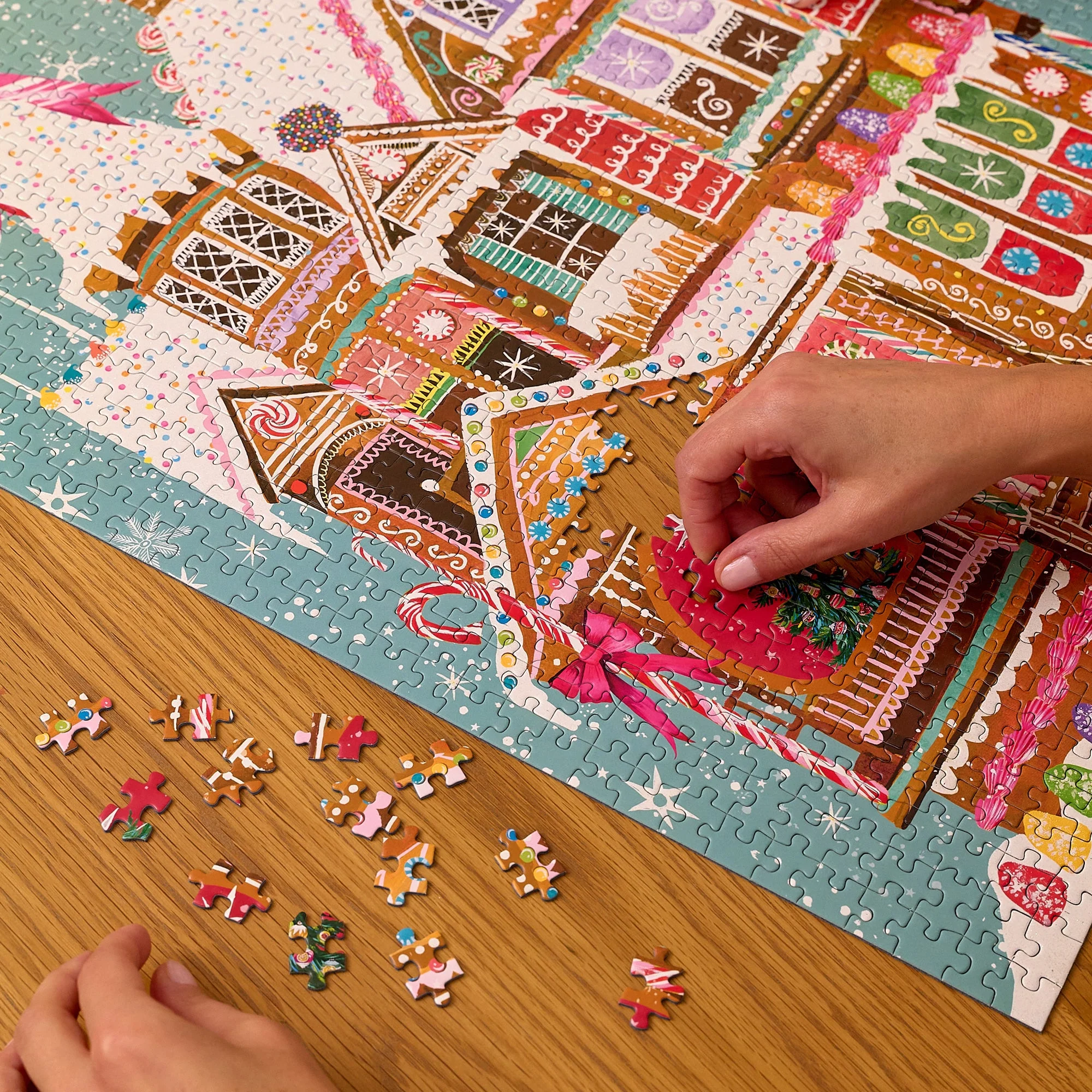 Gingerbread House 1000 Piece Puzzle - Image 3