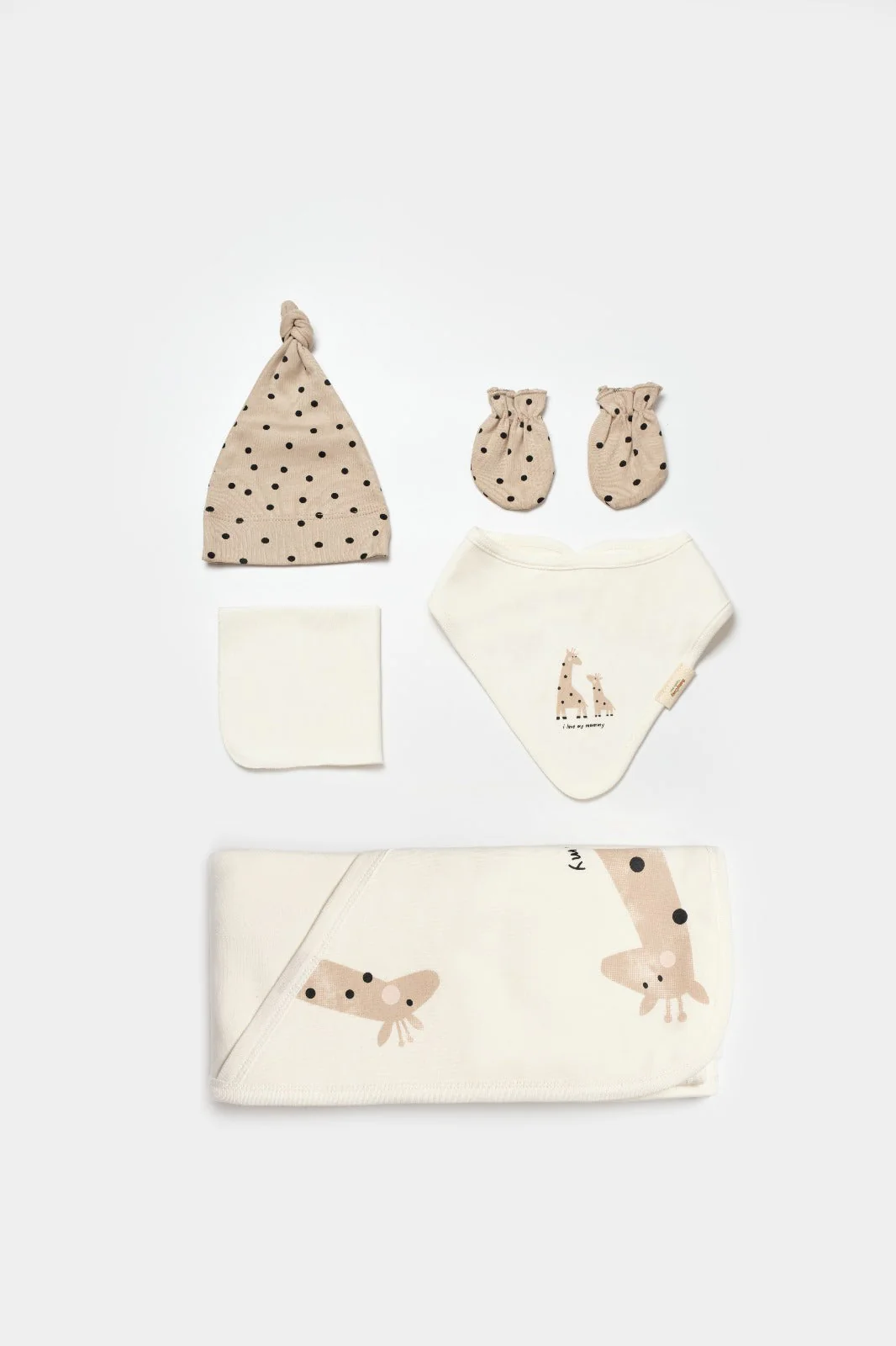 Giraffe Newborn 10 Pcs Organic Set - Image 5
