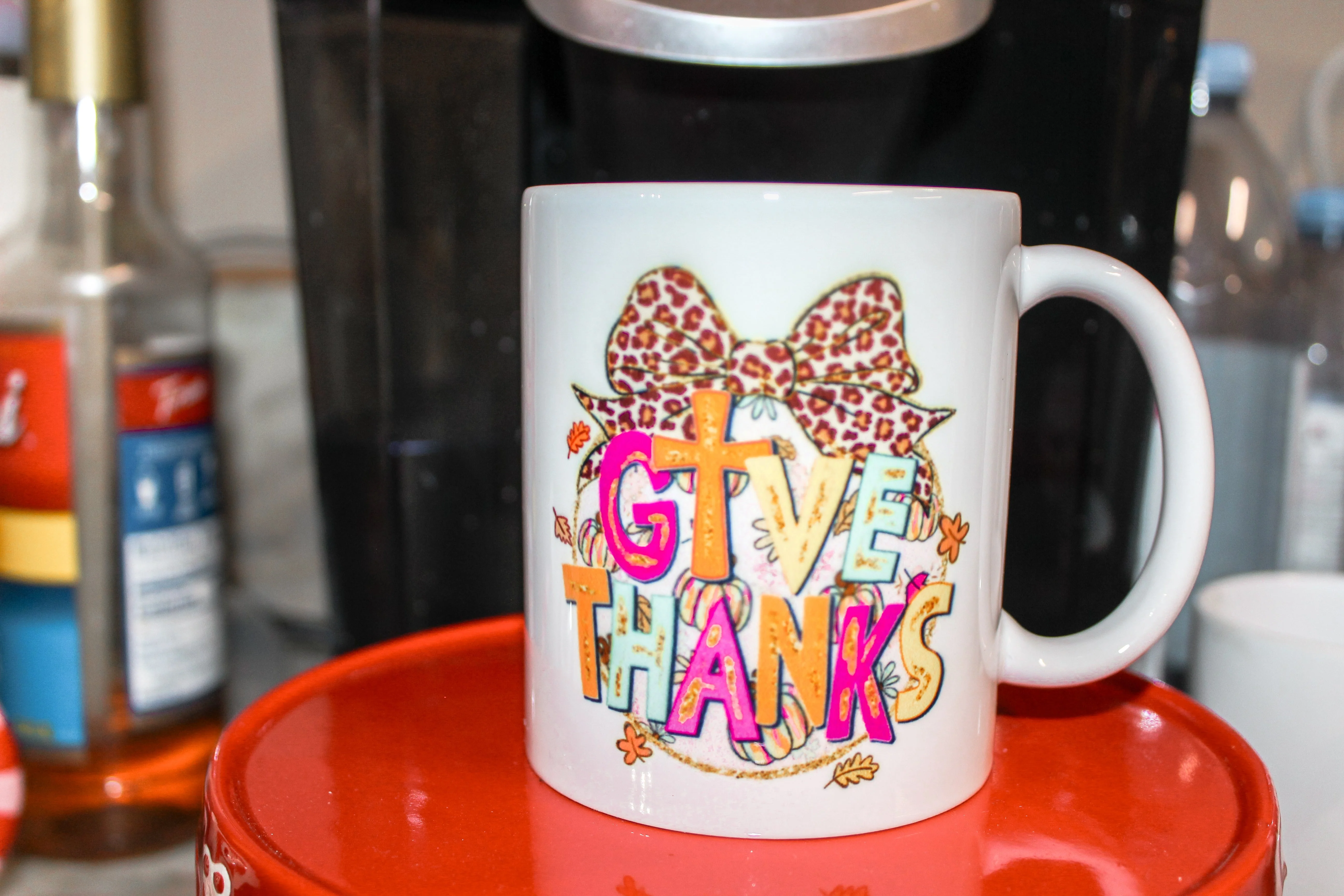 Give thanks 15oz coffee mug - Image 2