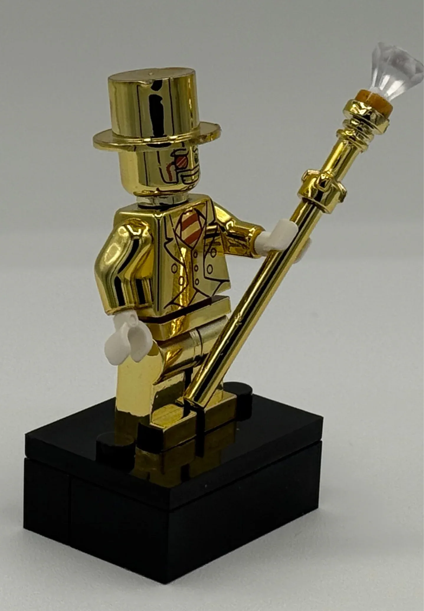 Golden Monopoly Money Man Custom Minifigure - Image 4