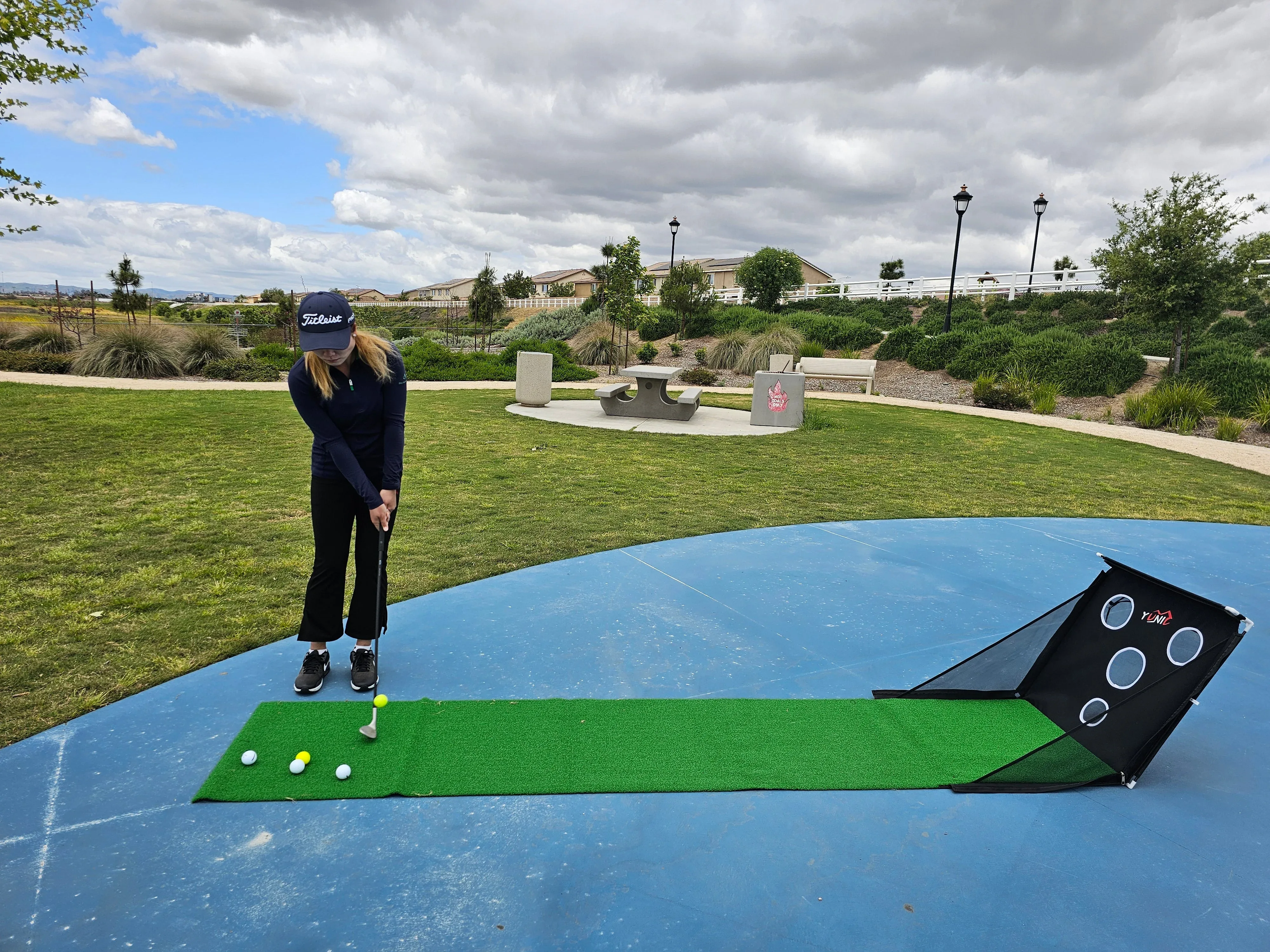 Golf Practice Chipping Net - Image 4