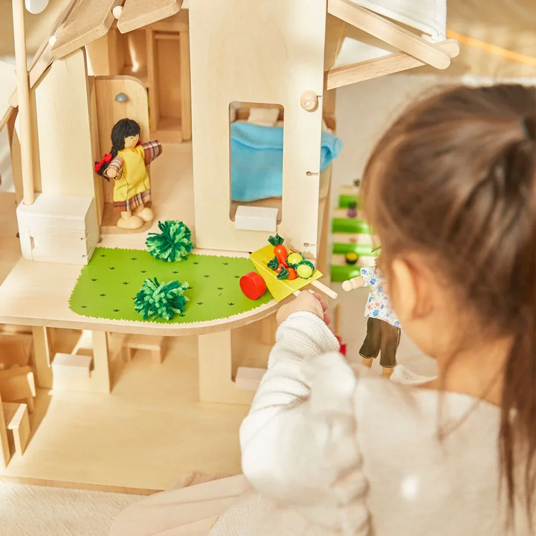 Green Dollhouse With Furniture - Image 5