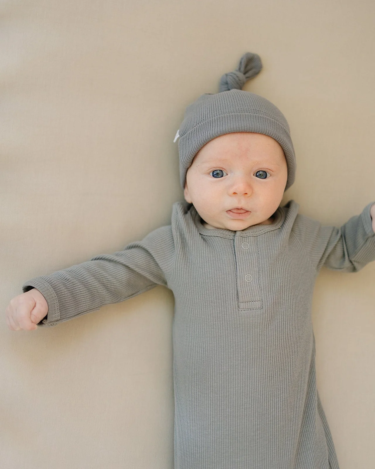 Grey Organic Ribbed Newborn Knot Hat - Image 4