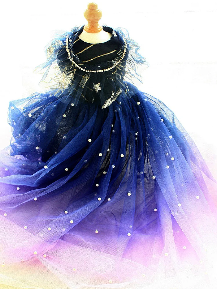 Handmade Elegant Gradient Pearl Dog Gown Luxurious Pet Princess Dress Tulle Trailing Dress - Image 4