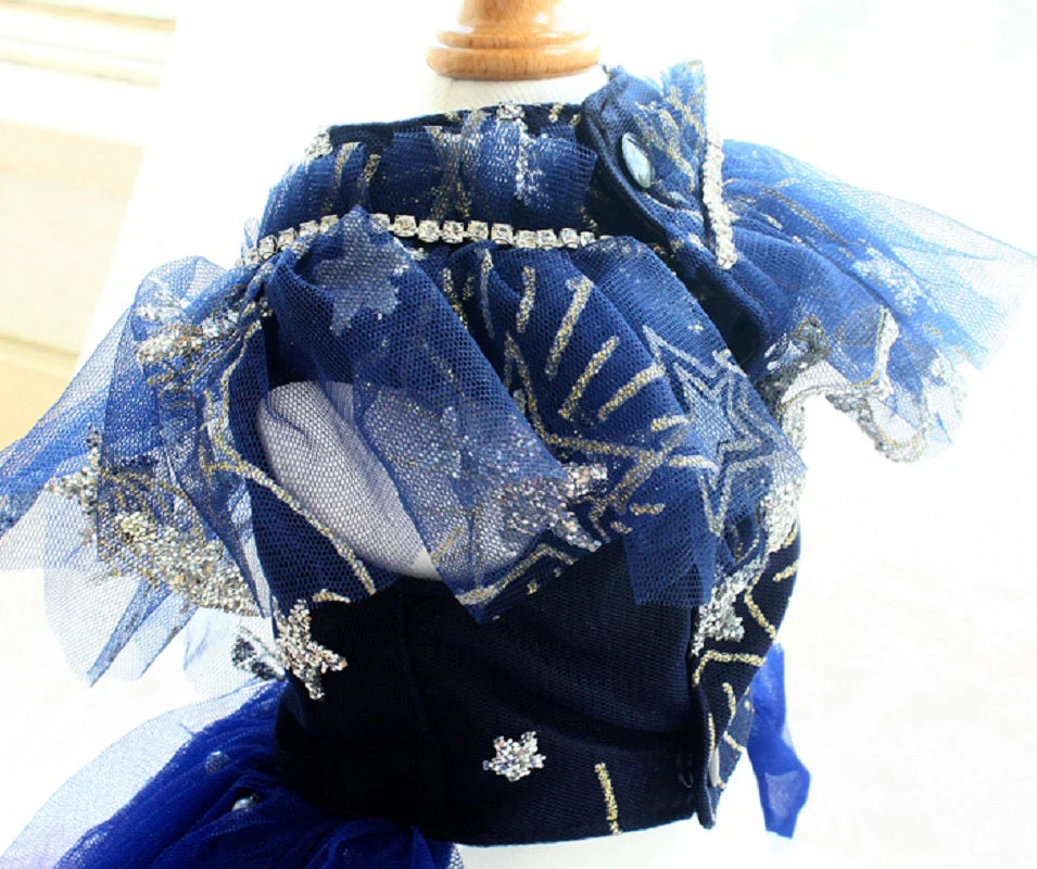 Handmade Elegant Gradient Pearl Dog Gown Luxurious Pet Princess Dress Tulle Trailing Dress - Image 5