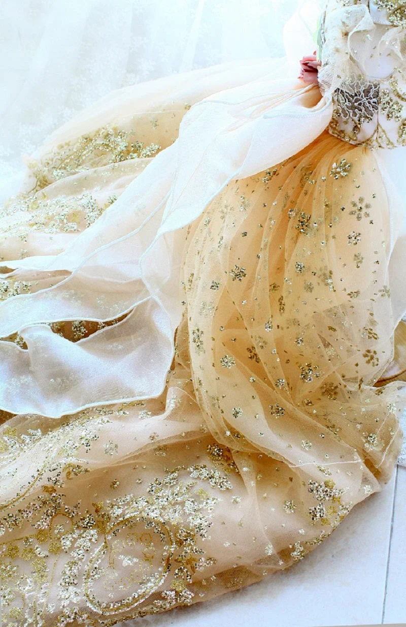 Handmade Luxurious Dog Gown Gold Glitter Pet Princess Trailing Dress Gold Glitter For Weddings Parties - Image 5