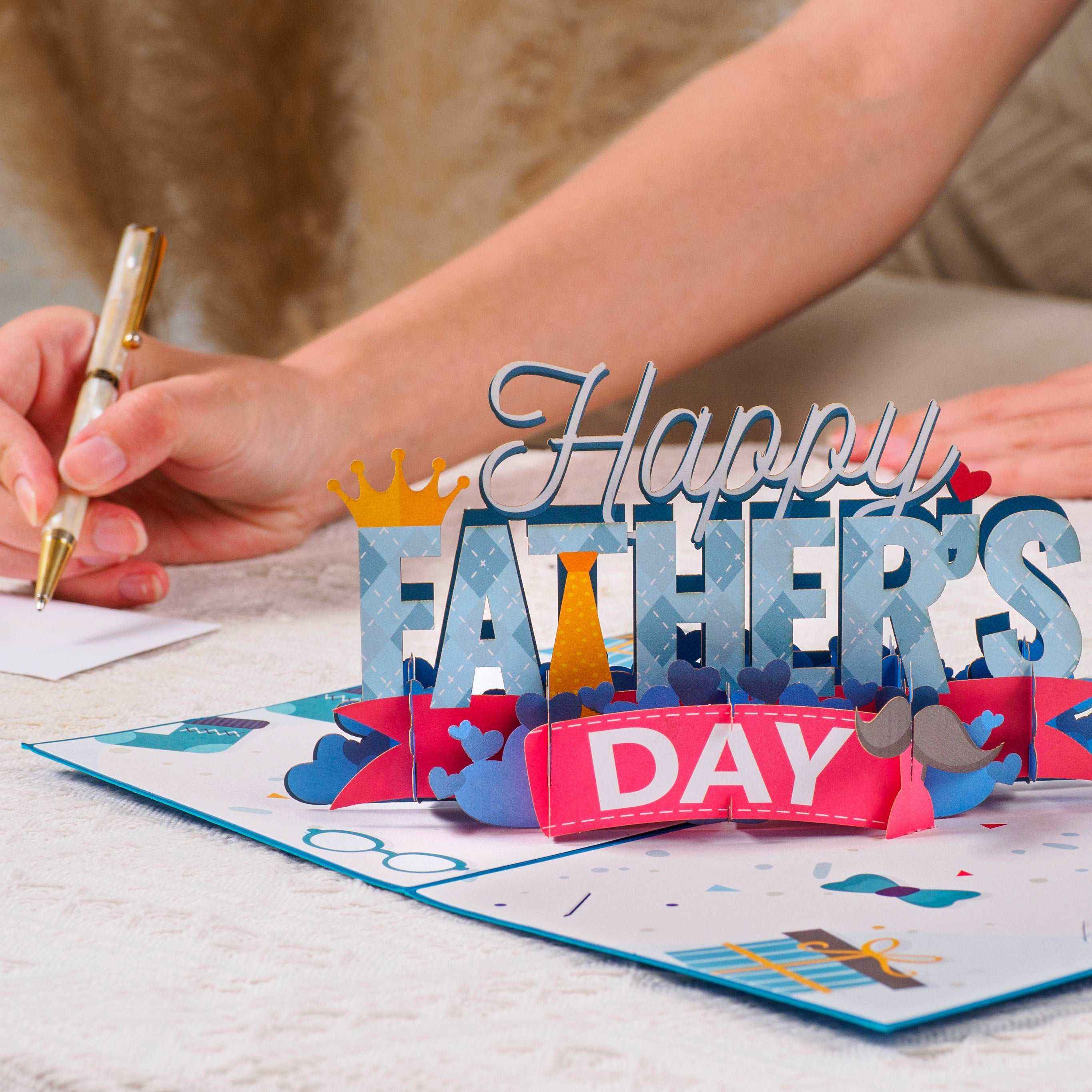 Happy Fathers Day Pop Up Card - Image 5