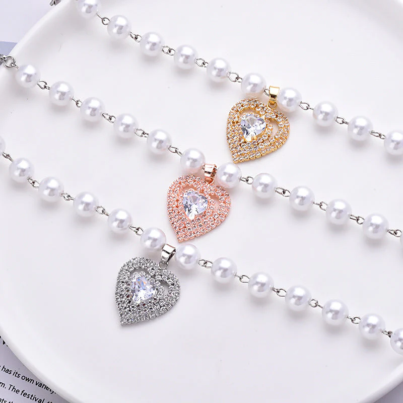 Heart Charm Pearl Pet Necklace – Elegant & Romantic - Image 2