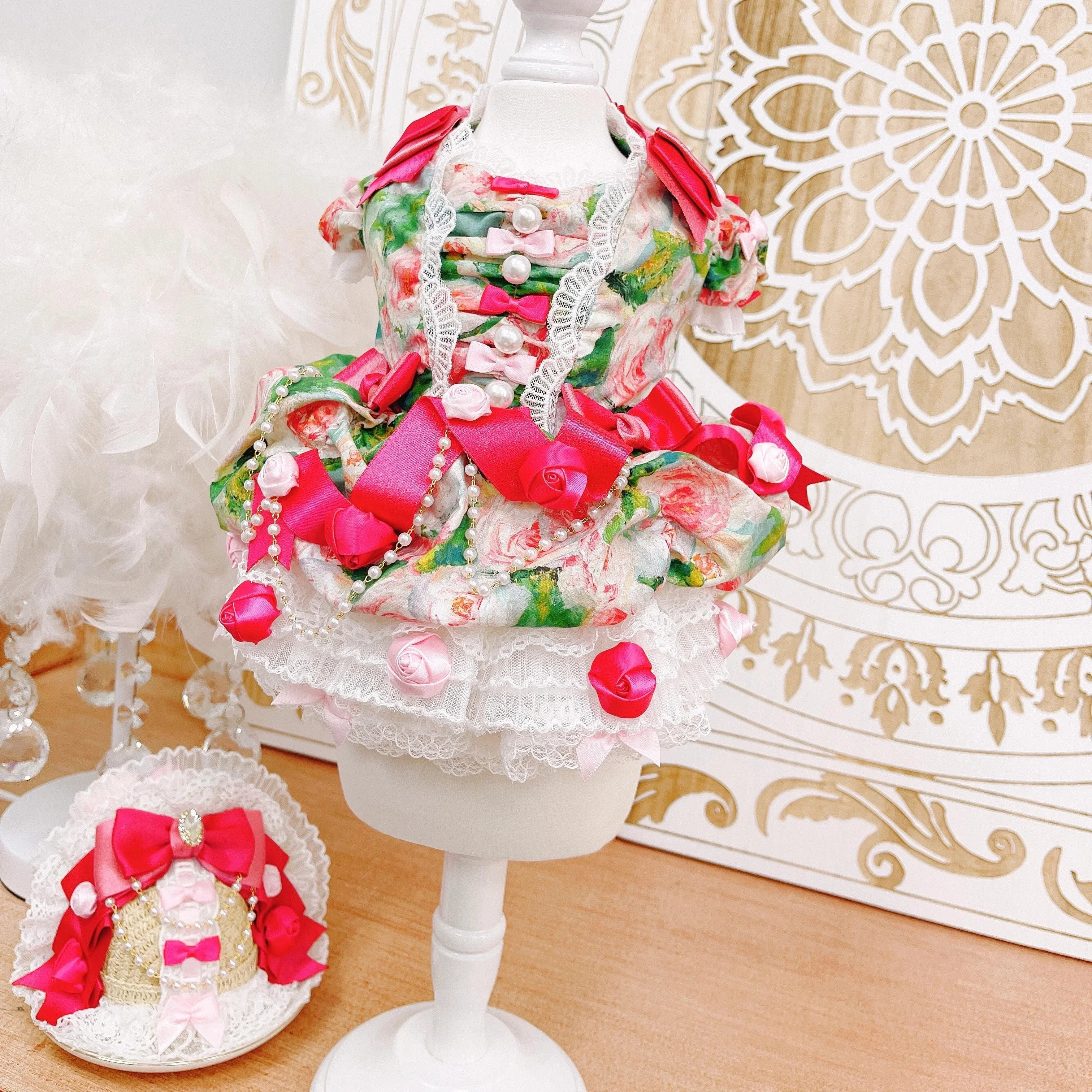 High quality handmade dog dresses Queen Victoria - Image 3
