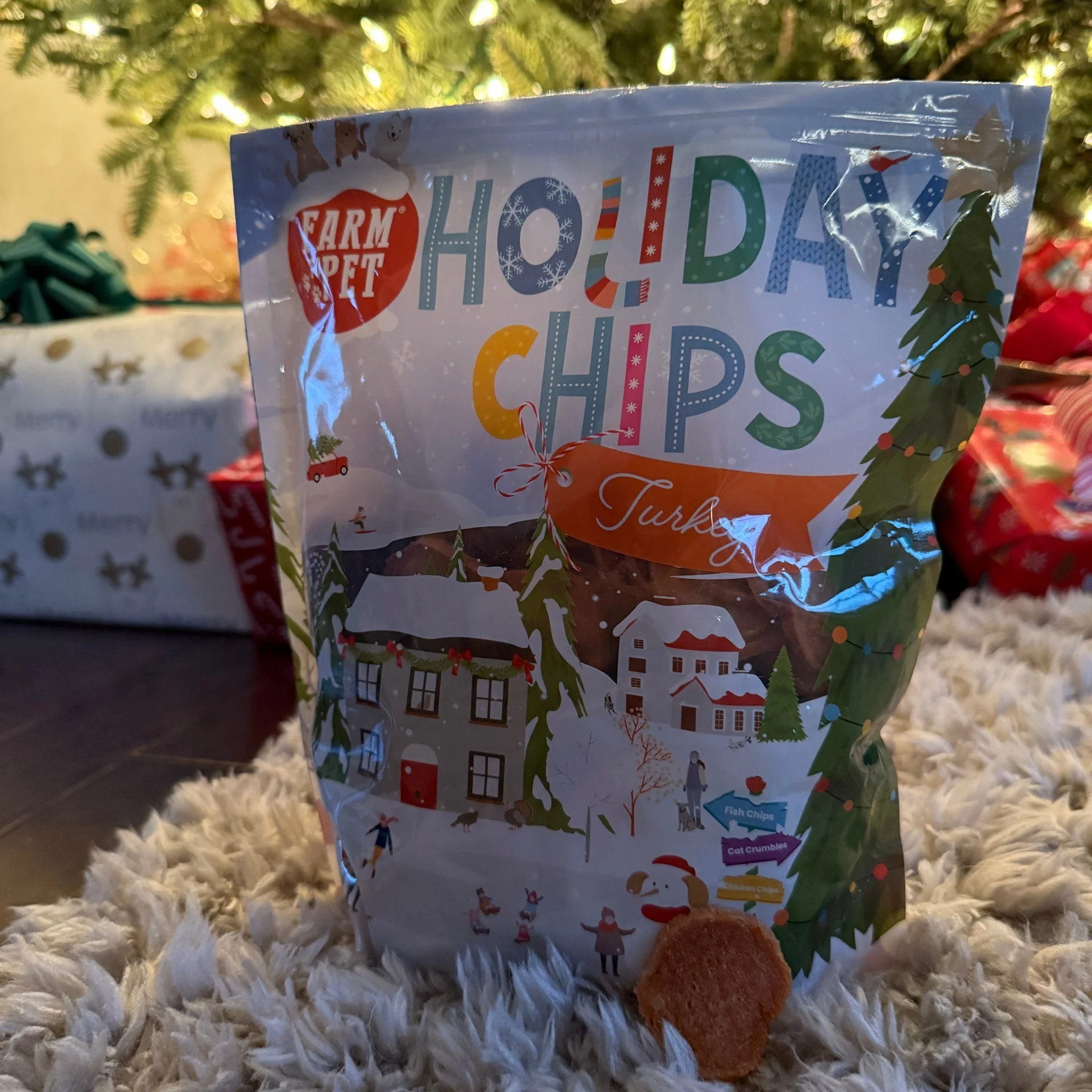 Holiday Chips Dog Treats - Chicken & Turkey 12oz - Image 16