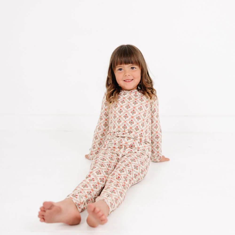 Holly Trellis Bamboo Kids Pajama Set - Image 6