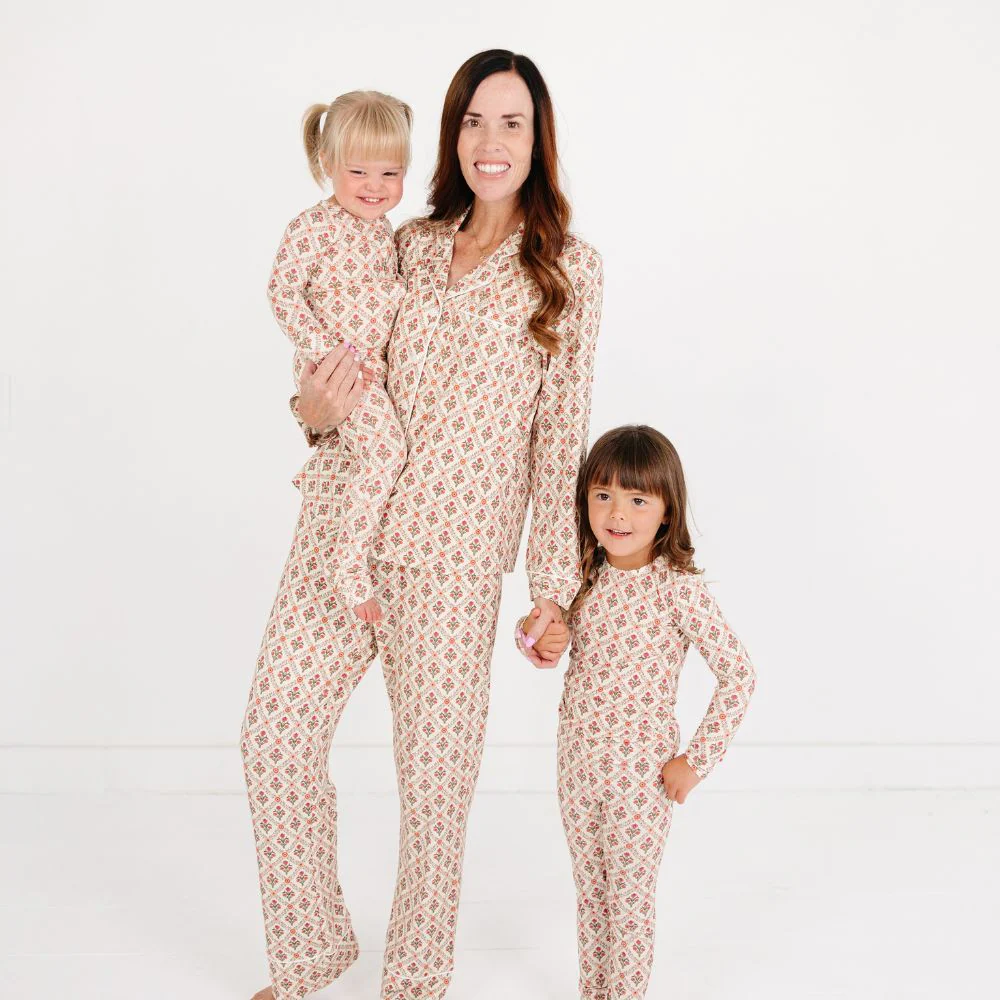 Holly Trellis Long Sleeve & Pants Bamboo Women's Pajama Set - Image 6