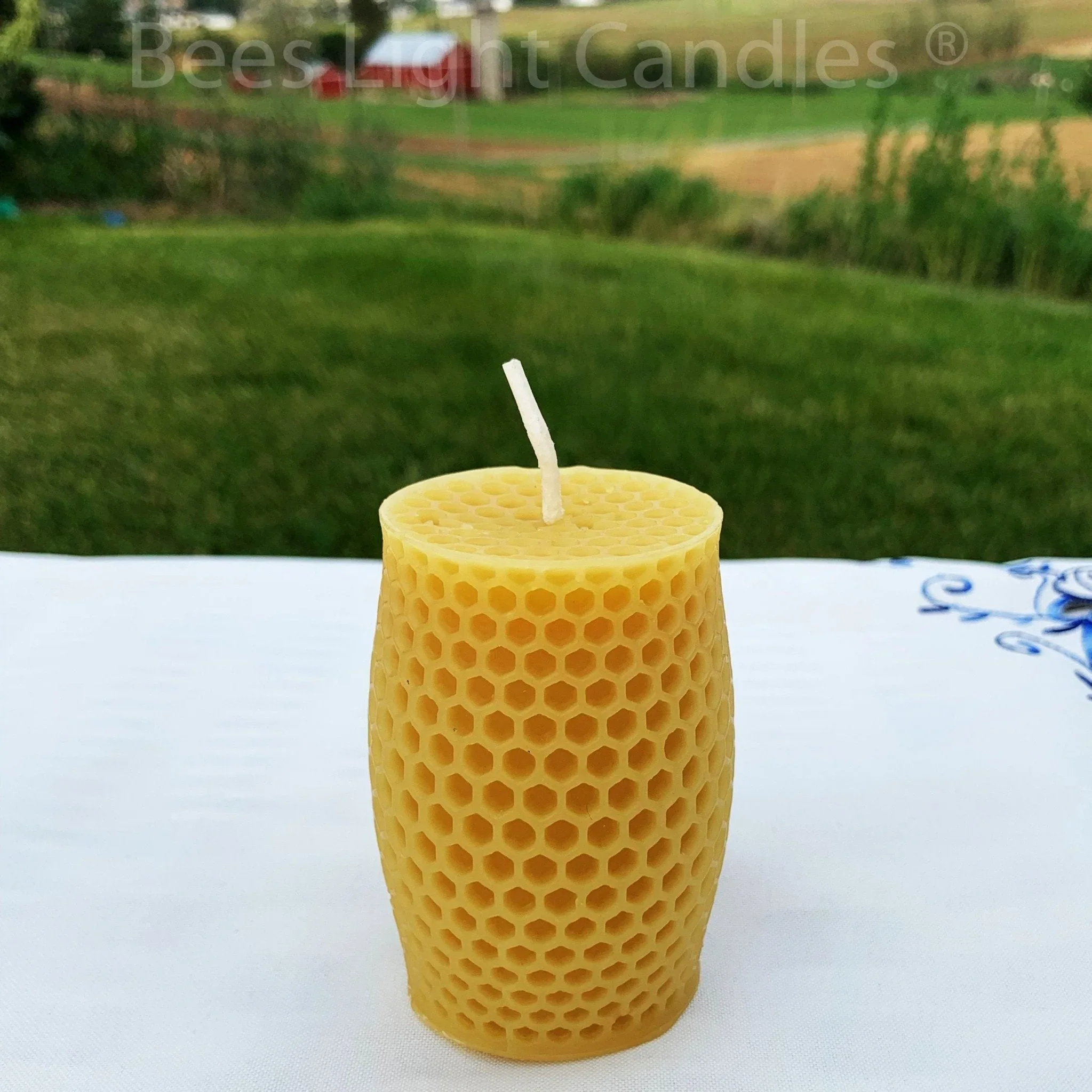 Honeycomb Beeswax Candle Set - Image 6