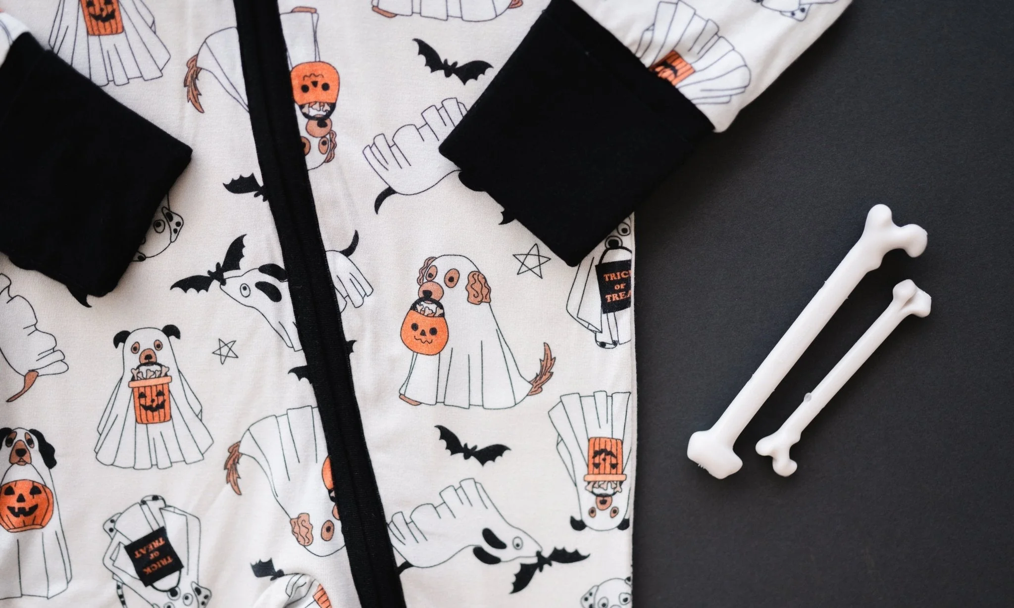 Howl-O-Ween Pups (Convertible Zip Footies) - Image 10