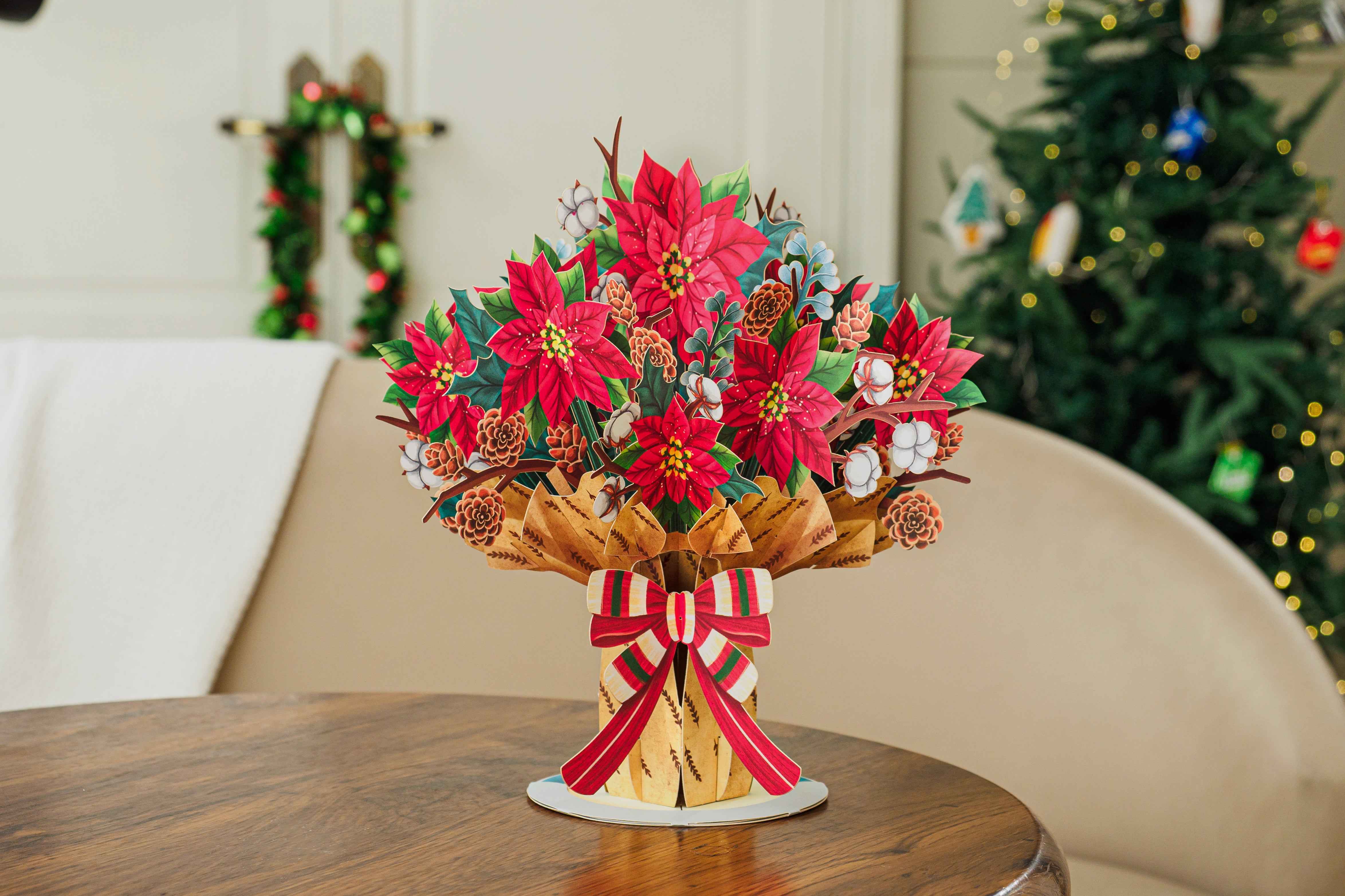 HugePop Christmas Spirit Flower Bouquet Pop Up Card - Image 6
