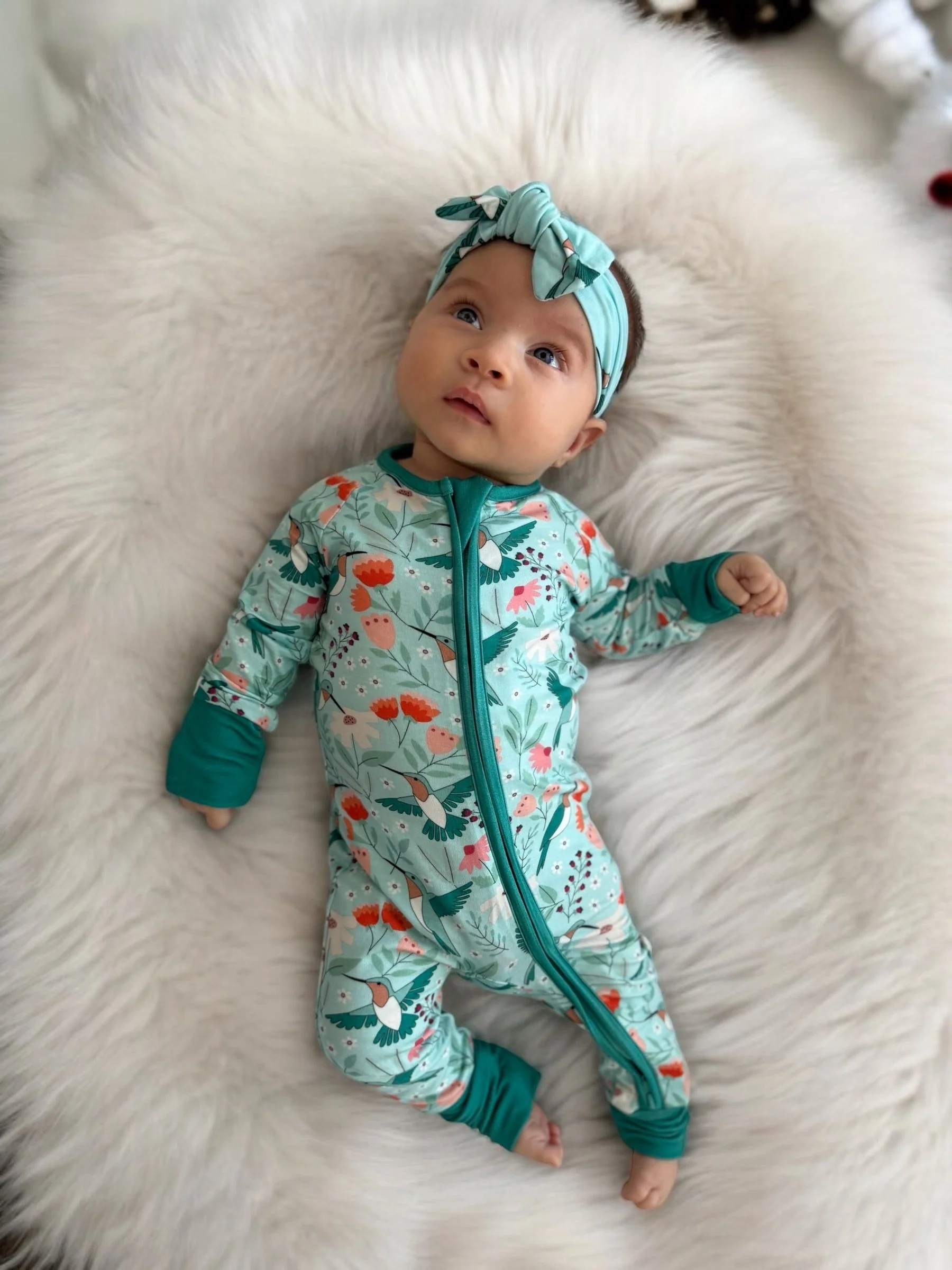 Hummingbird Bloom (Convertible Zip Footies)