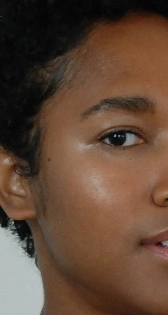 Illumi Creamy Vegan Highlighter Stick - Image 2