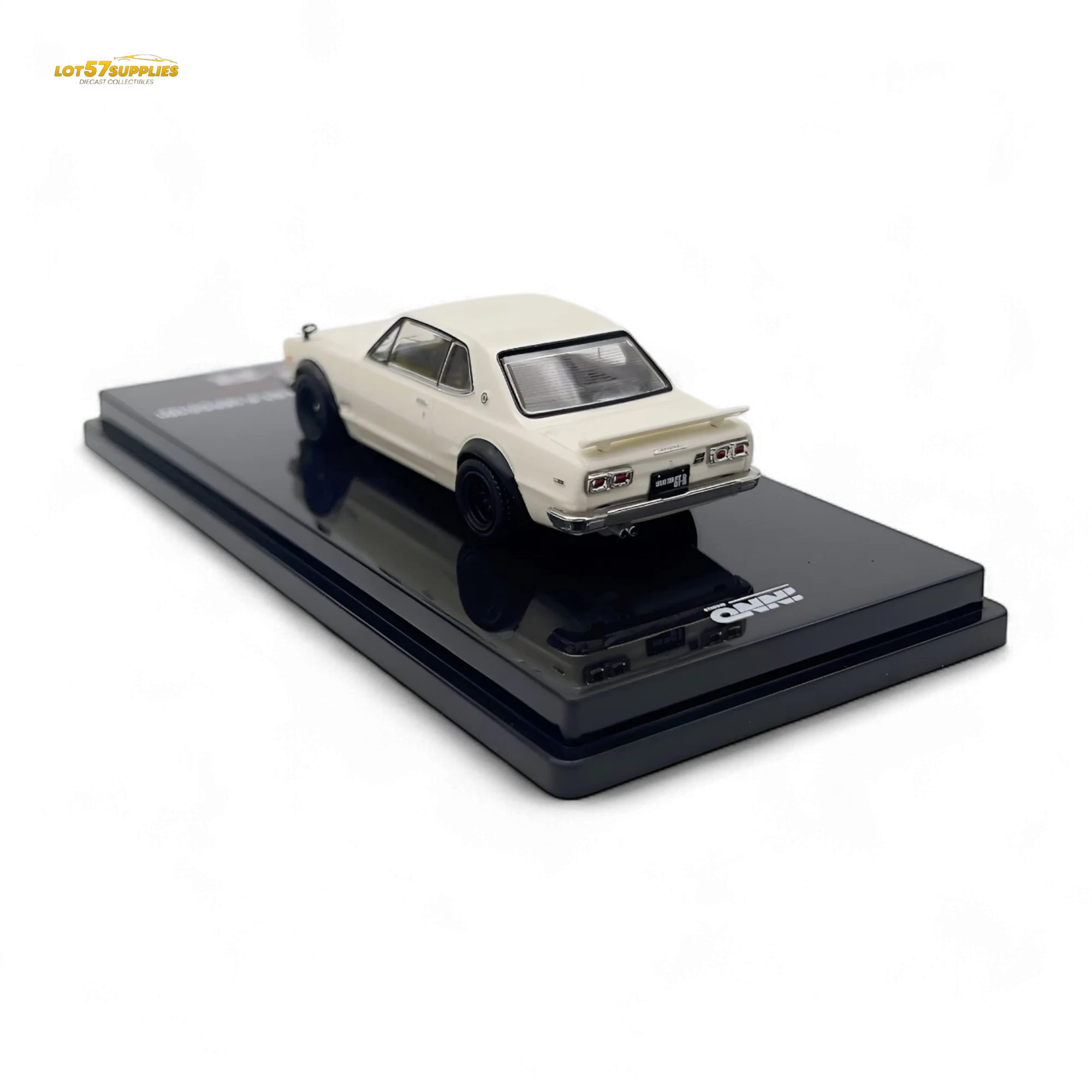 Inno64 Nissan Skyline 2000 GT-R KPGC10 White 1:64 - Image 3