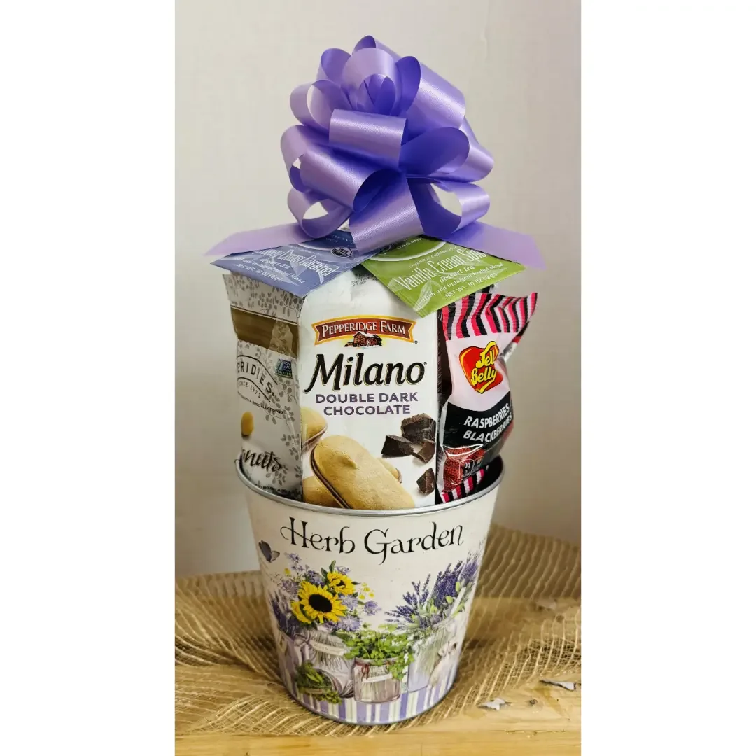 Jenny's Floral Gift Baskets - Image 6
